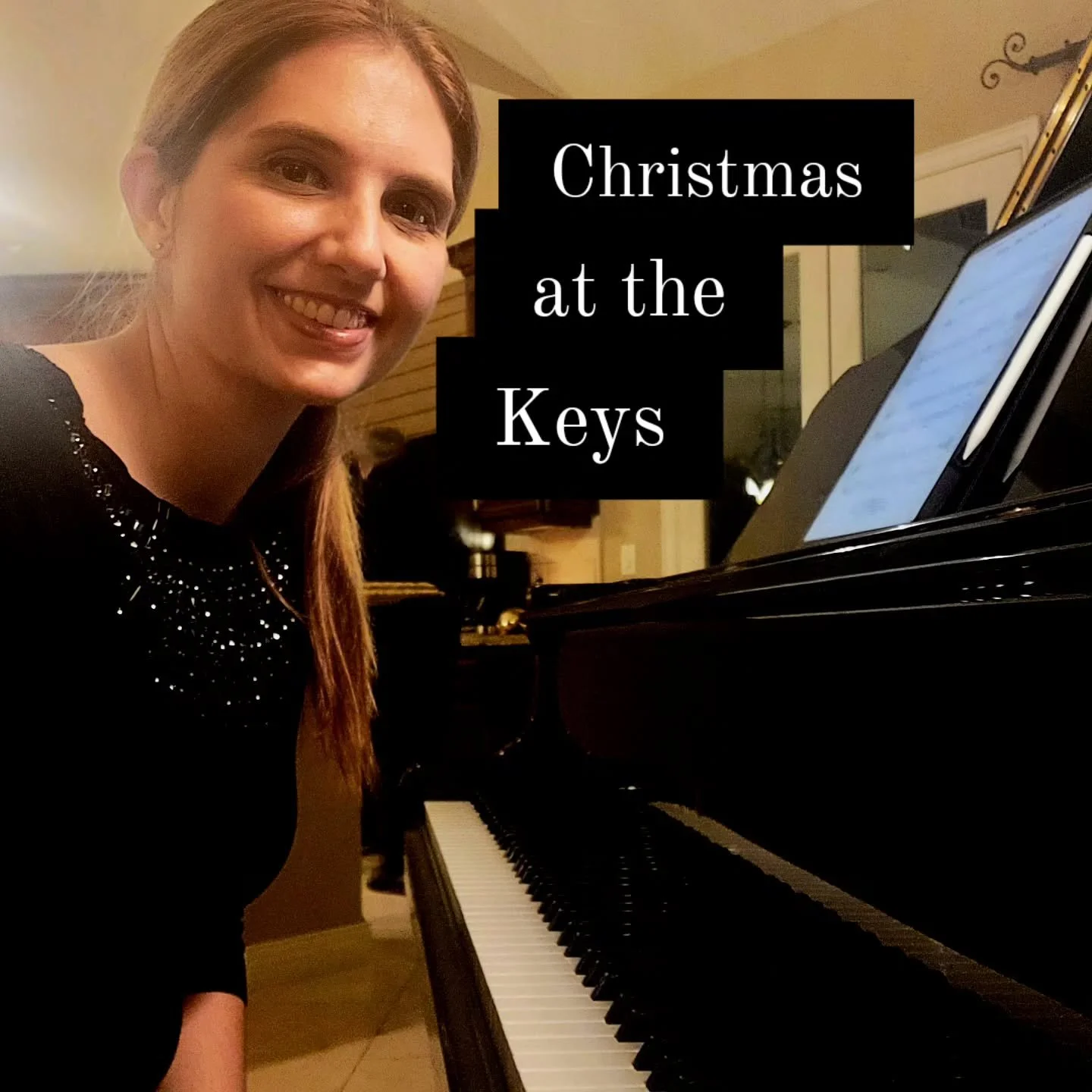 Festive melodies to kick off the holiday season! 🎄🎶 Loved bringing Christmas cheer with live music at this lovely home. #pianomusic #christmasparty #jinglealltheway #christmasmusic #ChristmasGig #LiveMusic #Piano