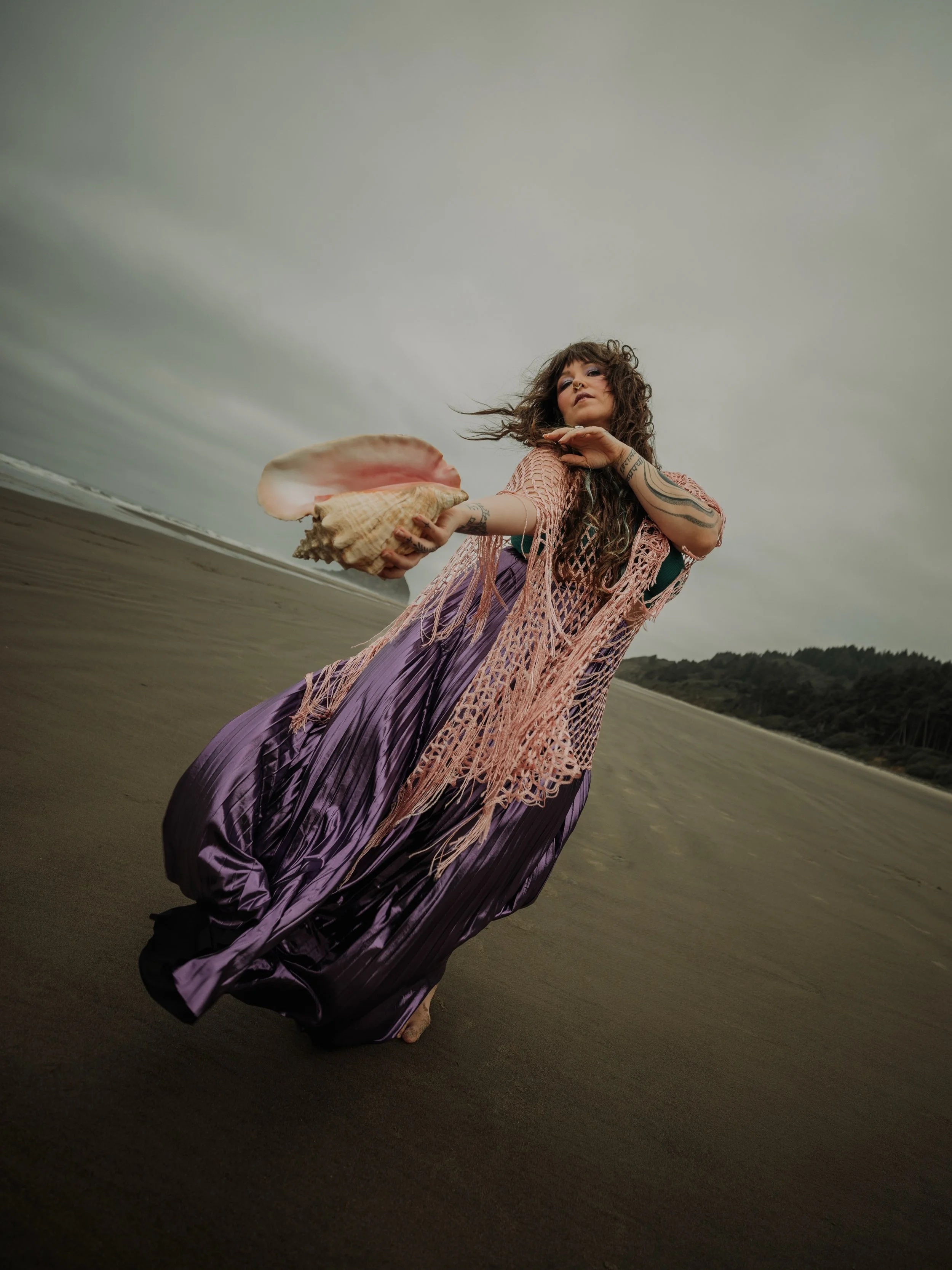 In a season of letting go 💫🌊🍂

📸: @hkemphoto