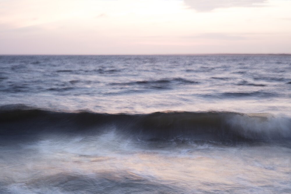 Blurred+Wave.jpg