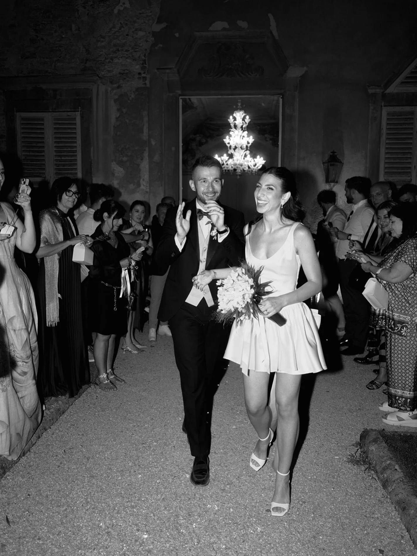 Let's cut the cake

Venue &mdash; @villa_malliana 
Wed Designer &mdash; @eb_weddingdesigner
MUA &mdash; @giorgiamasotti.mua 
Music &mdash; @magnicomi 

#wedding #matrimonio #weddingphotography #weddingphotographer #fotografodimatrimonio #villamallian