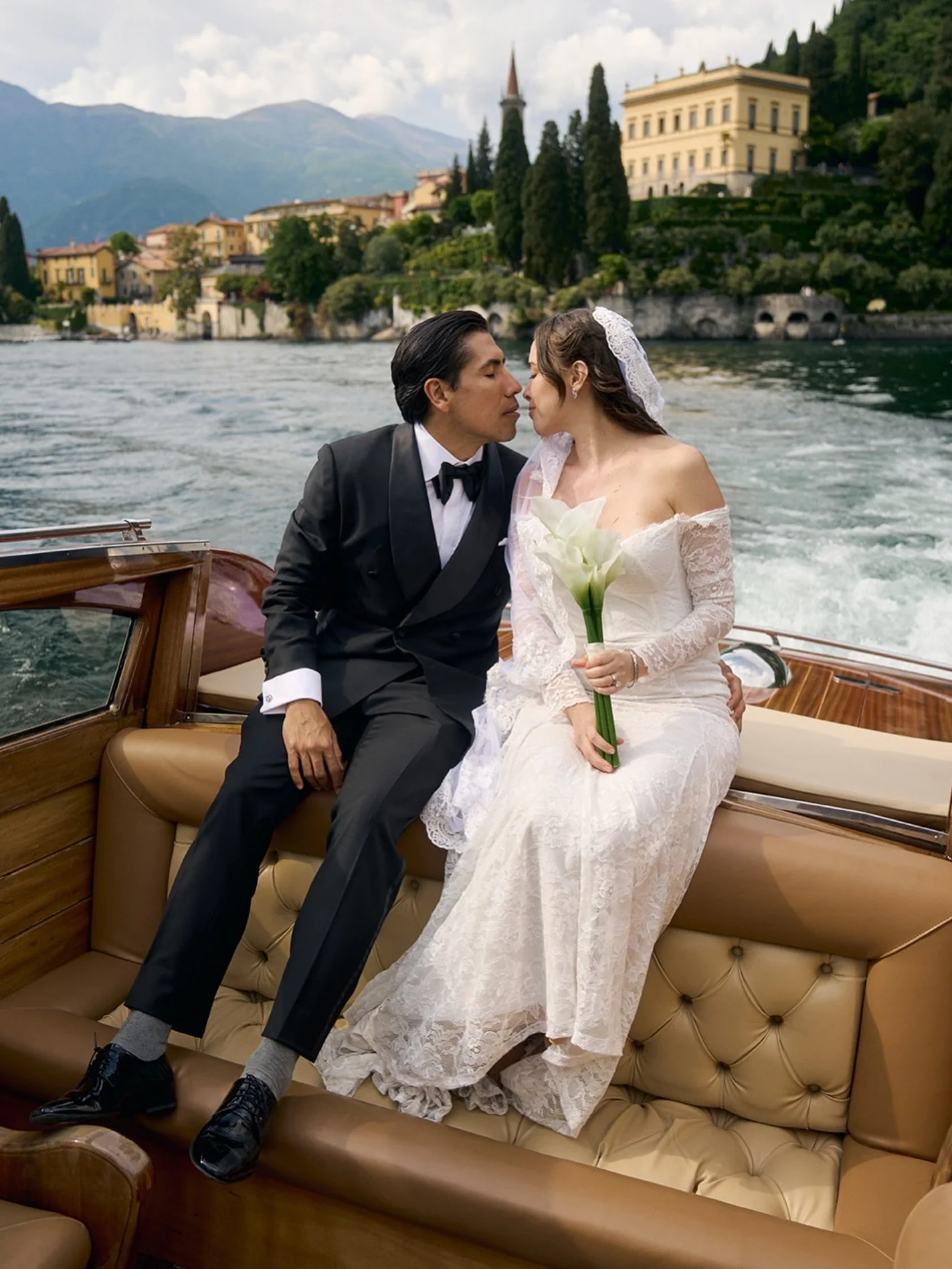 Cruising around Lake Como

Venue &mdash; @hotelvillacipressi 
Videomaker &mdash; @luna.weddingfilm 
Analog Photographer &mdash; @clarensc.hromatic 

#italyweddingphotographer #lakecomo #elopementitaly #villacipressi