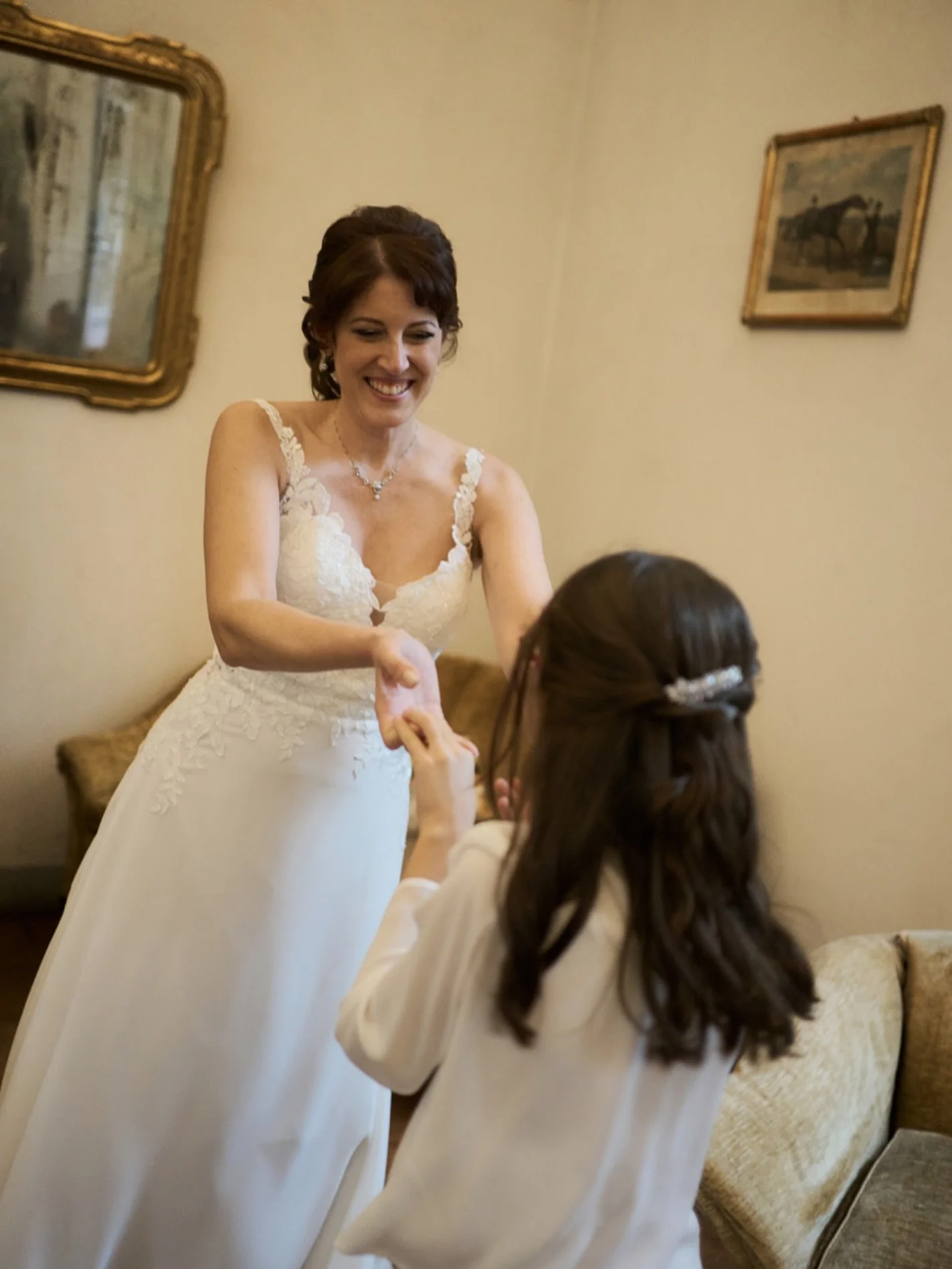 Daughter 

Planner &mdash; @jiyuwedding 
Graphics &mdash; @l.m_designstudio_ 
Make-up &mdash; @federica_dileo 
Bride Dress &mdash; @demasofficial 

#matrimoniomilano #fotografodimatrimoniomilano #italyweddingphotographer