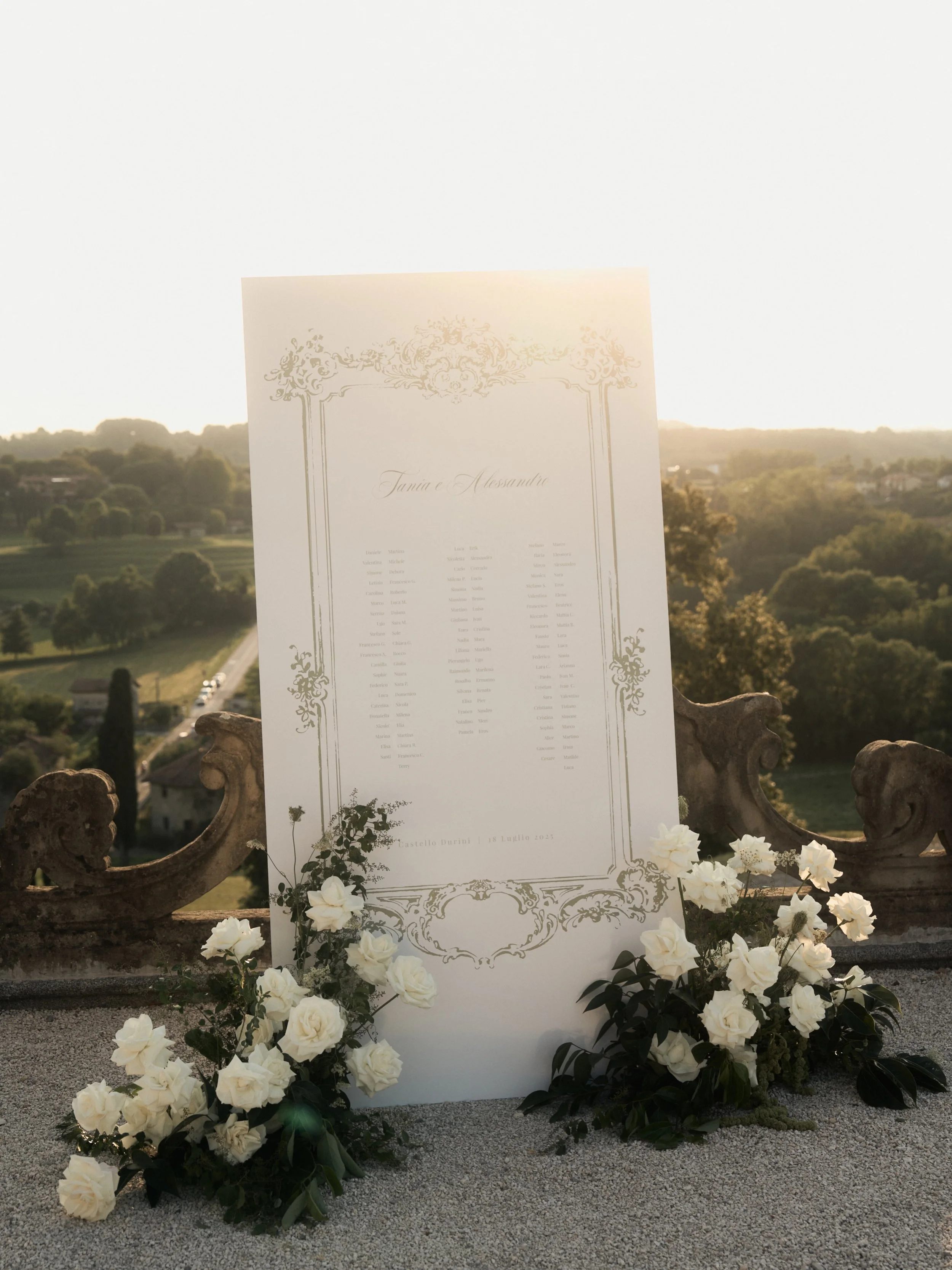 TABLEAU _ DE / MARIAGE

Captured for @granz_portraits 

#tableau #tableaudemariage #wedding #italyweddingphotographer