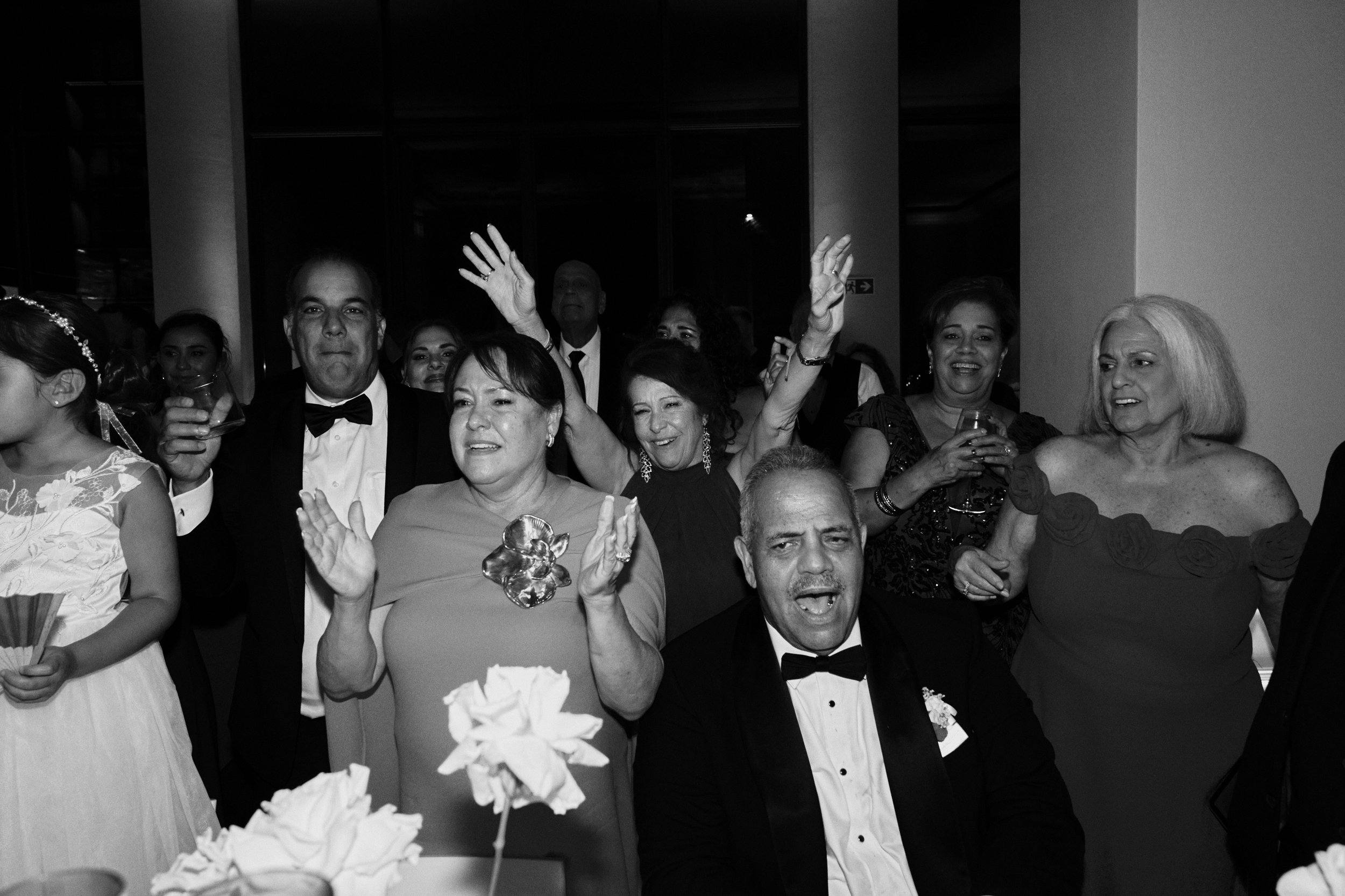 BEHIND / THE _ CAKE

Captured for @granz_portraits 

#wedding #weddingparty #italywedding