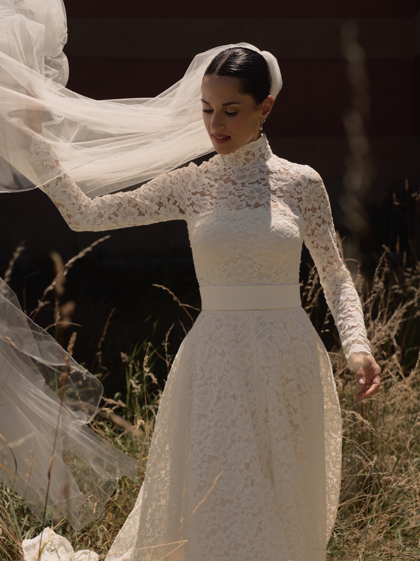MARTA / AND _ THE VEIL

Mua &mdash; @elevanja 
Bride Dress &mdash; @lesposedimonza 
Flowers &mdash; @fioristapozziluca 

#wedding #weddingphotographer #weddingportraits
