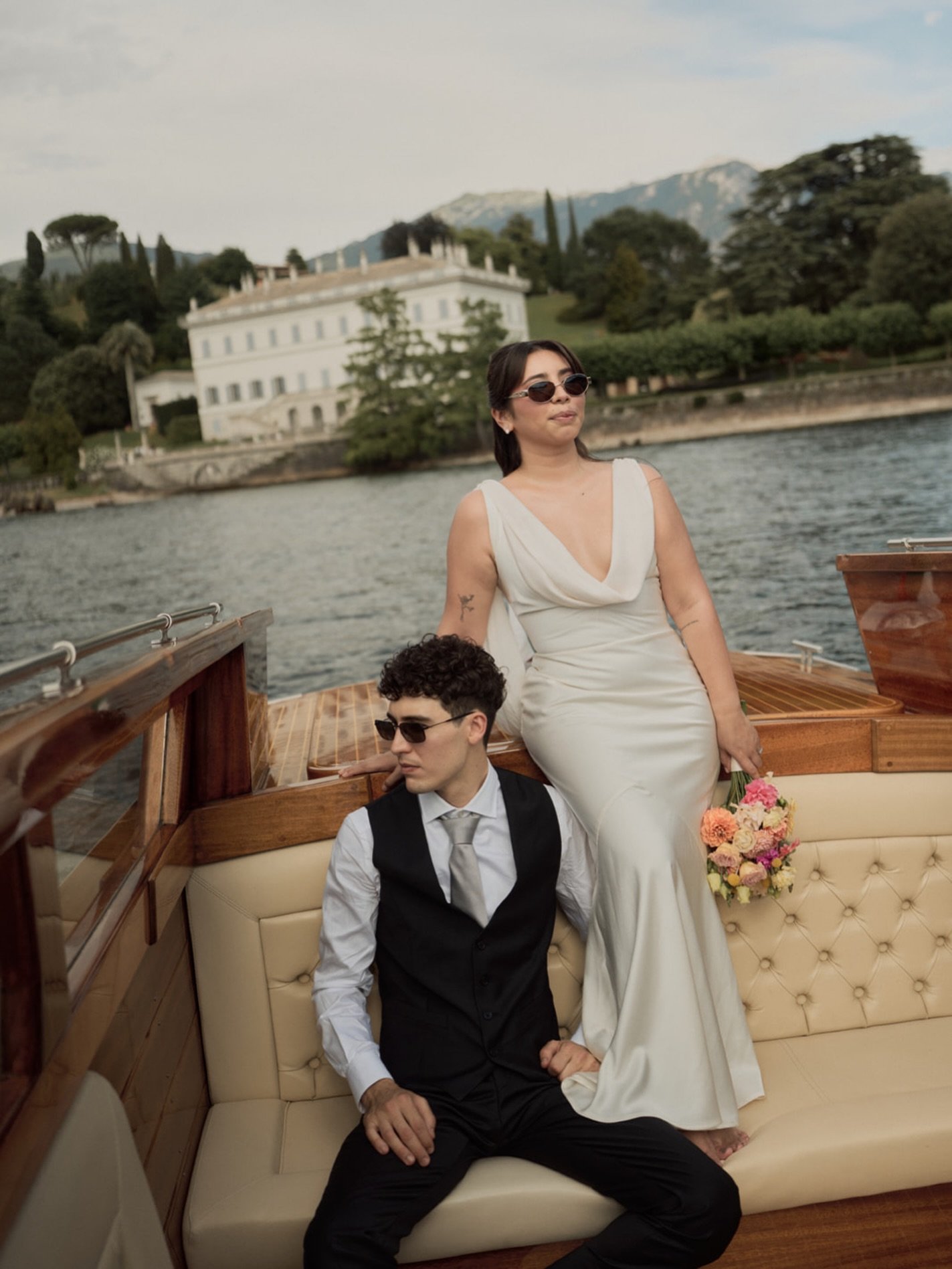 VEN _ A / QUEMARTE

#wedding #elopement #lakecomo #bellagio