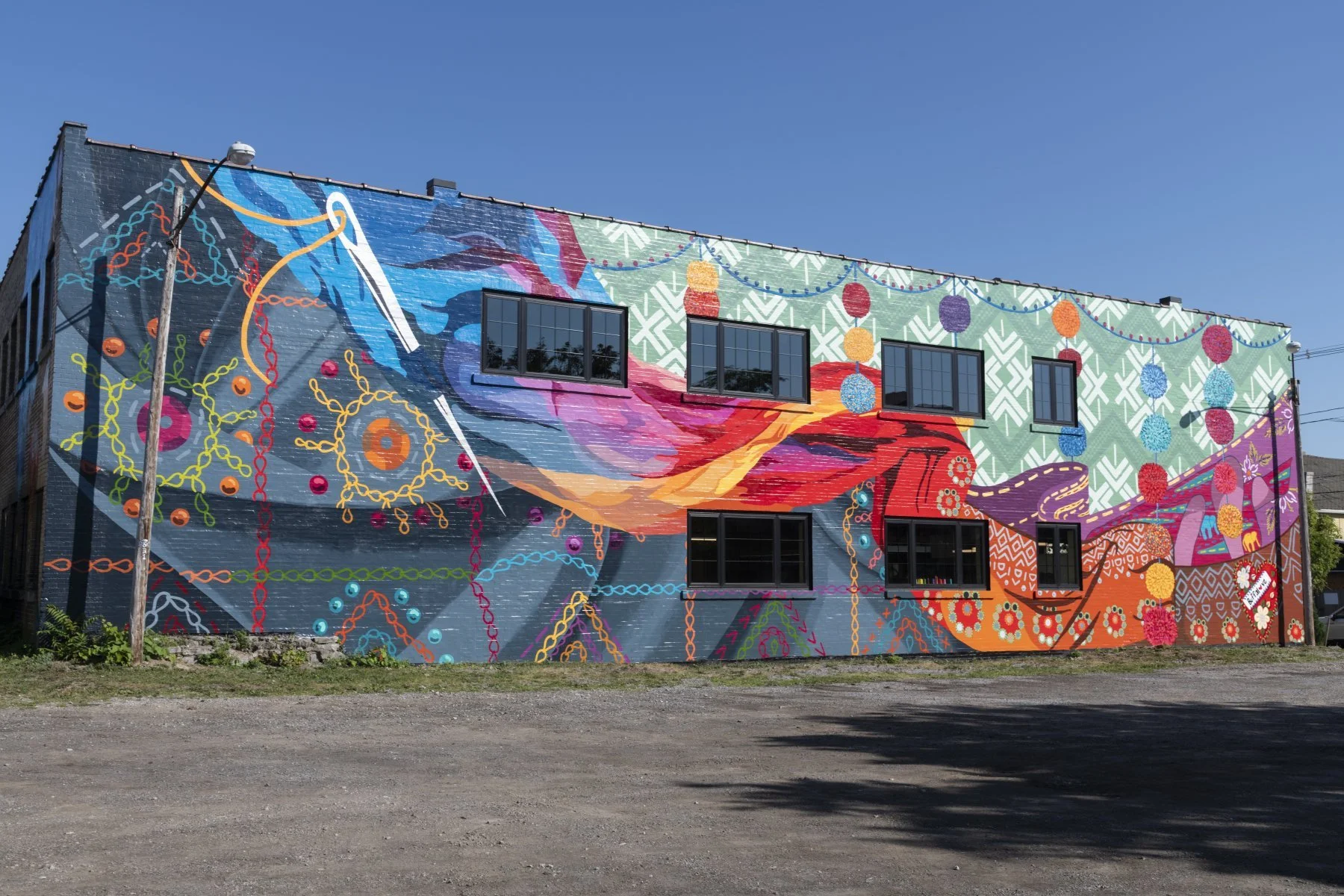 Contracted Mural Assistant. 
Designed and led by Saira Siddiqui, with Buffalo AKG Museum's Public Art Initiative. "Community Cloth: Stories in Thread"
2024-2025,
Polytab,
On View at 284 Plymouth Avenue, Buffalo, New York