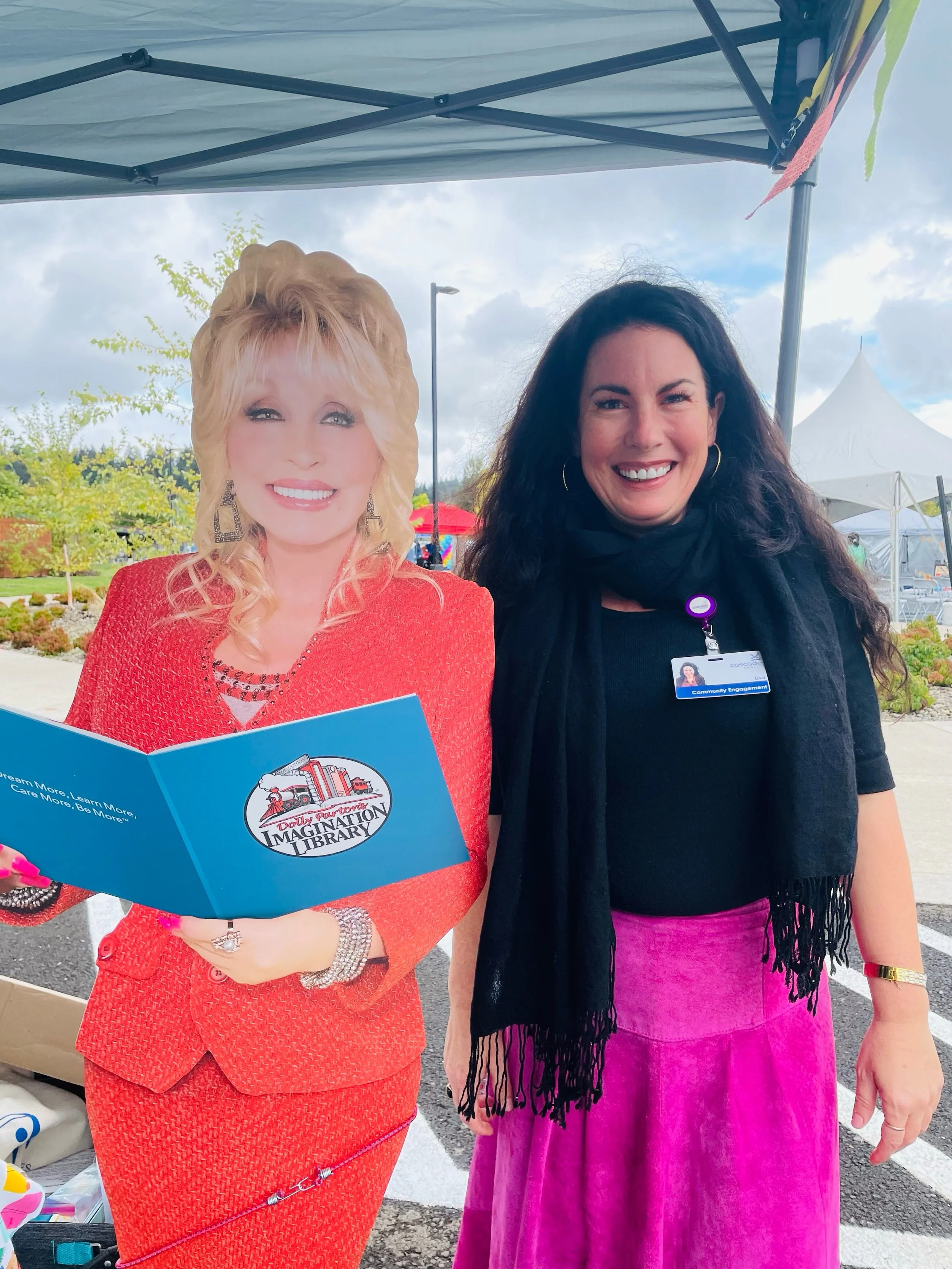 A little drizzle didn&rsquo;t get in the way of a good time yesterday at the Eugene Family YMCA&rsquo;s 5th Annual Welcoming Festival. (We knew there was a reason we always carry a pop-up tent!). The free community event brought together families, cu