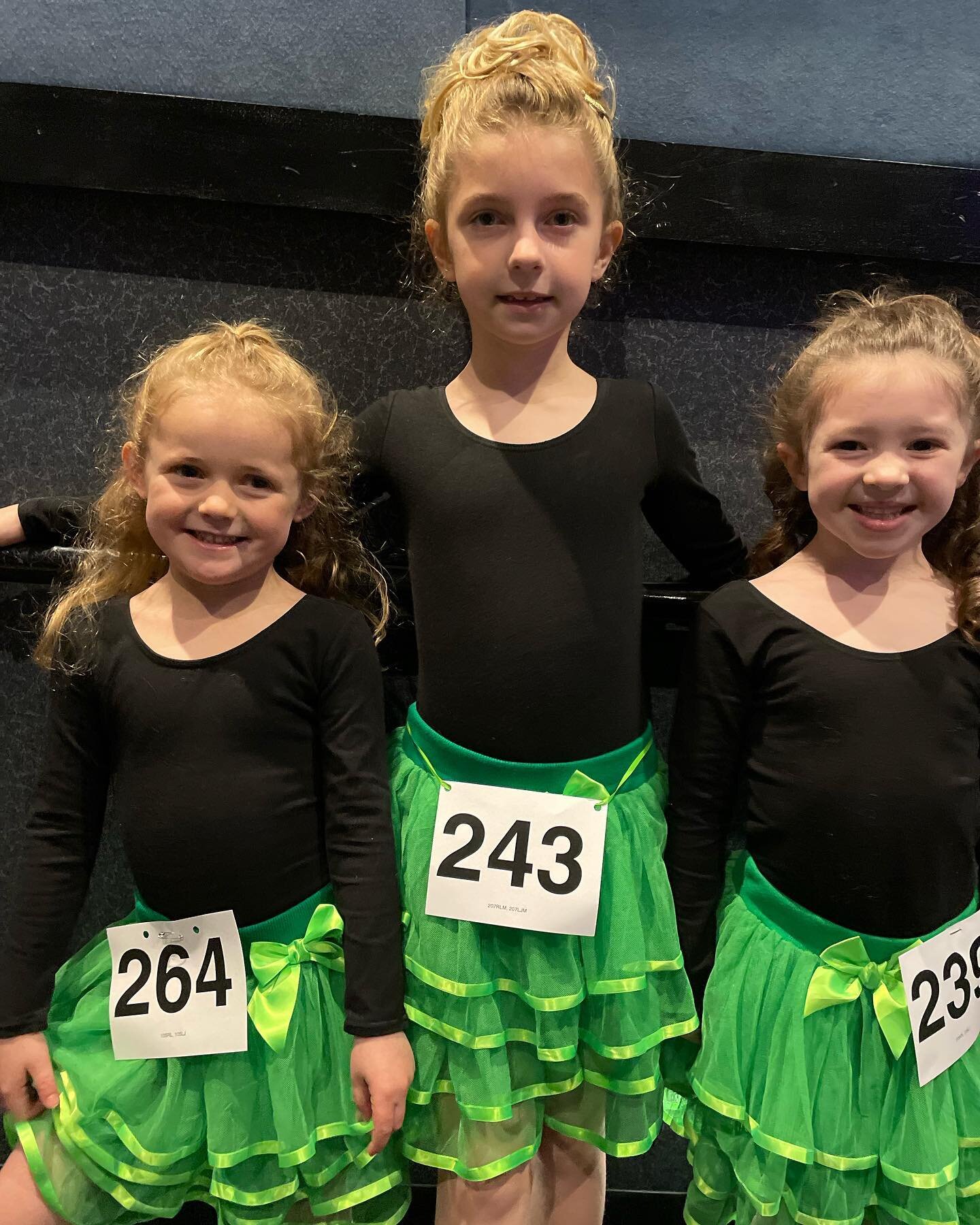 Congratulations to all our beginner dancers who rocked it today at the @sunflowerfeis!! #teambratten #irishdance #feisfriends #columbiamo #kansascity