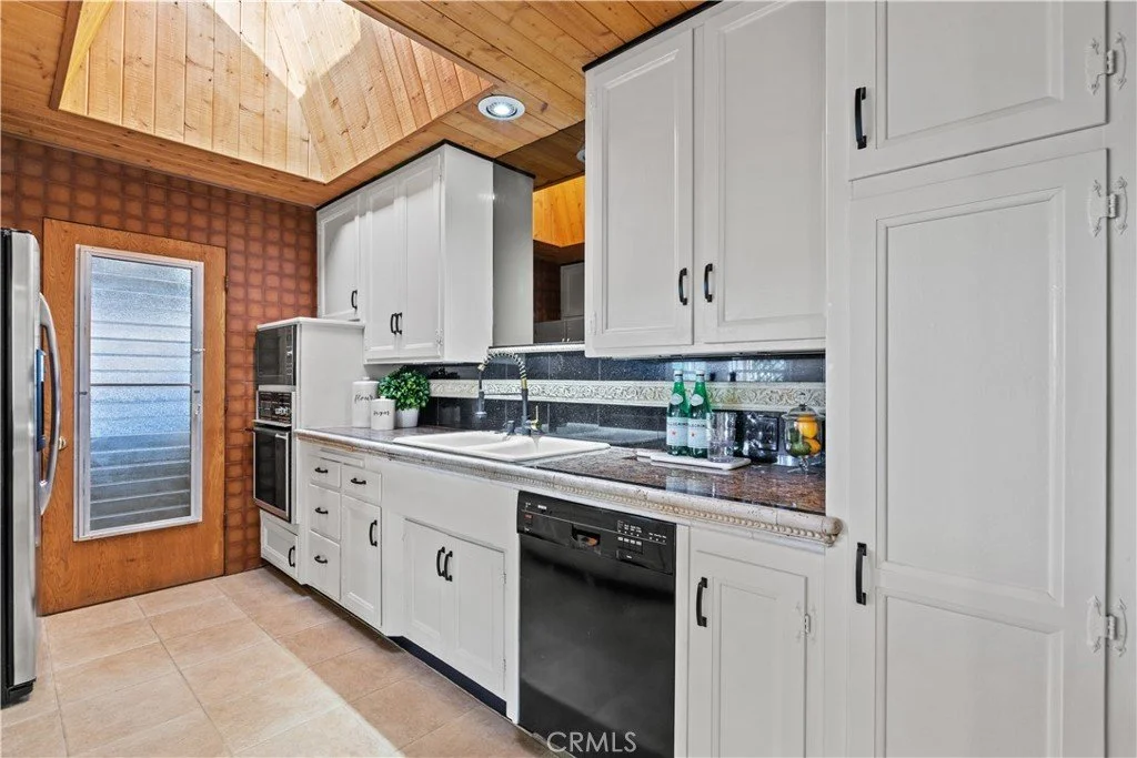 orange kitchen.jpg