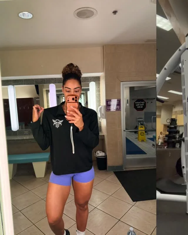 The biggest blessing is a mind at peace, a healthy body and solid people in your life 🙏🏽

#SenisPhysique&nbsp; #trainingforyoursoul #mindset #Discipline #ChosenFew
