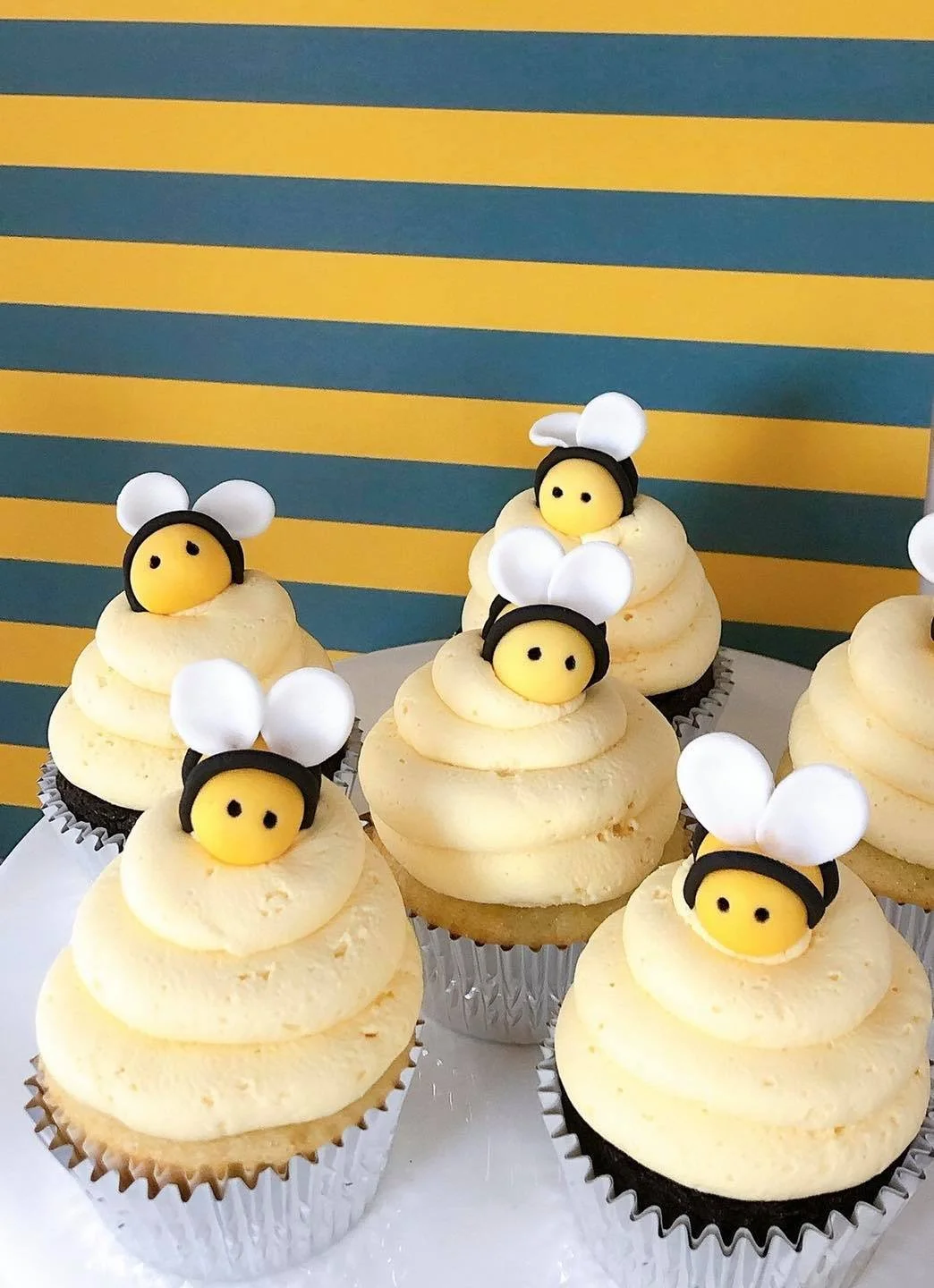 Bumble Bee Cupcakes