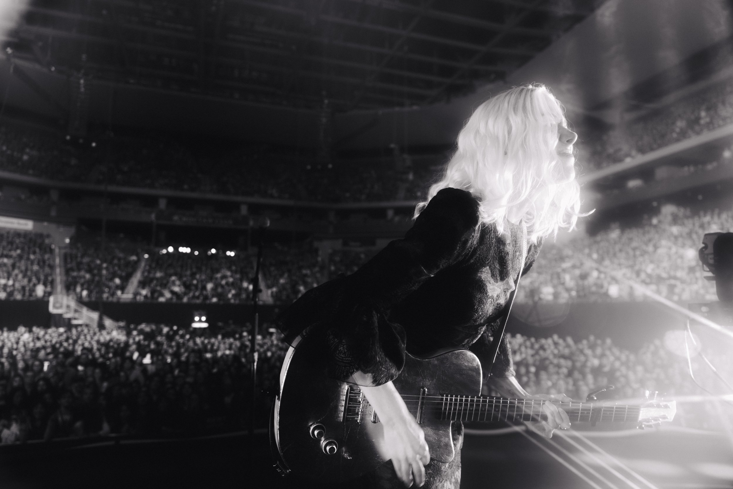 LIVE REVIEW: Phoebe Bridgers at Moody Center