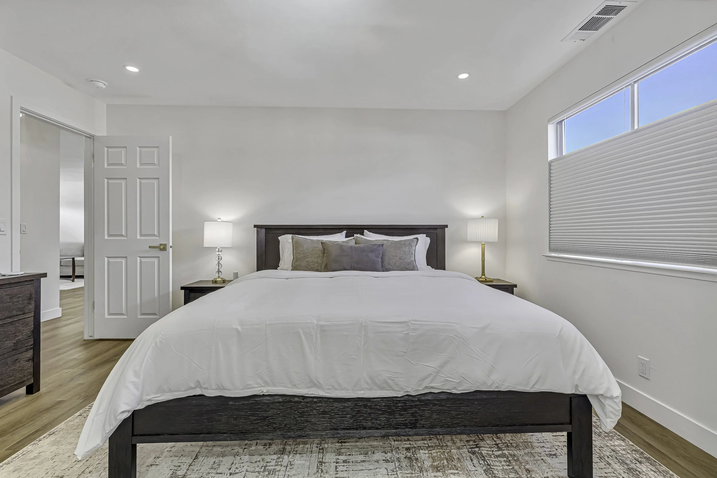 Oakdale Real Estate jeffcarnierealestatephotography.com (19 of 39).jpg