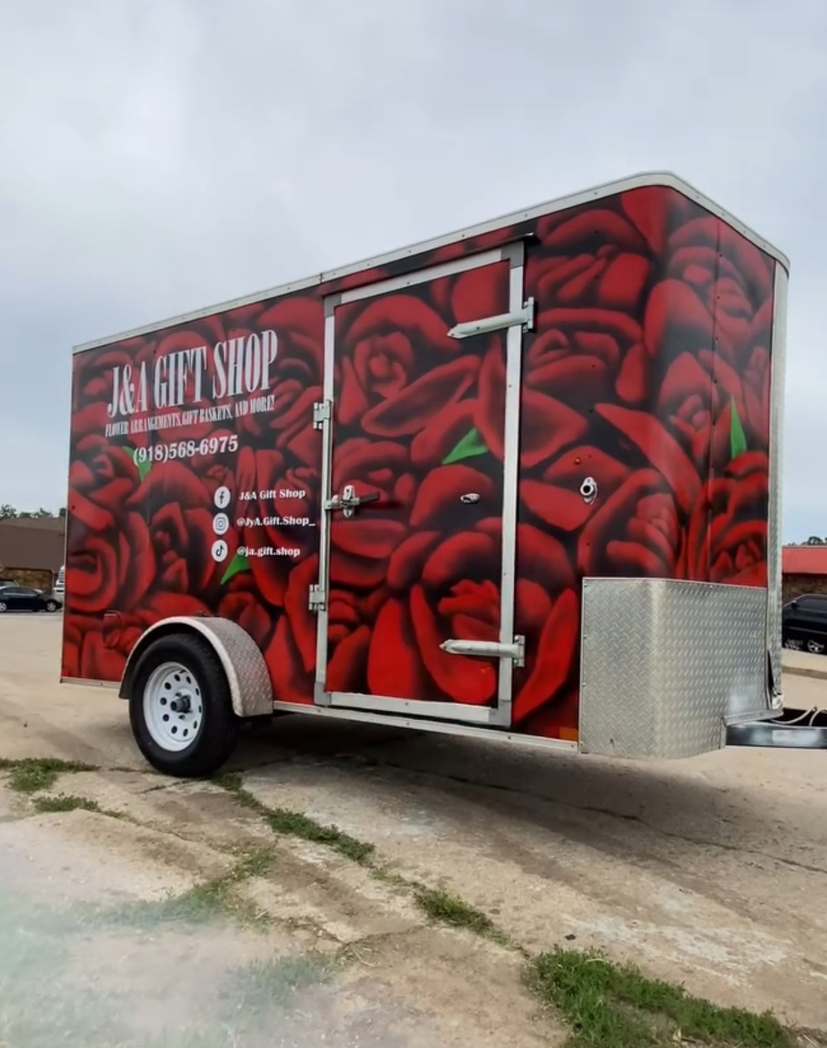 Trailer Facelift | A &amp; J Gift Shop