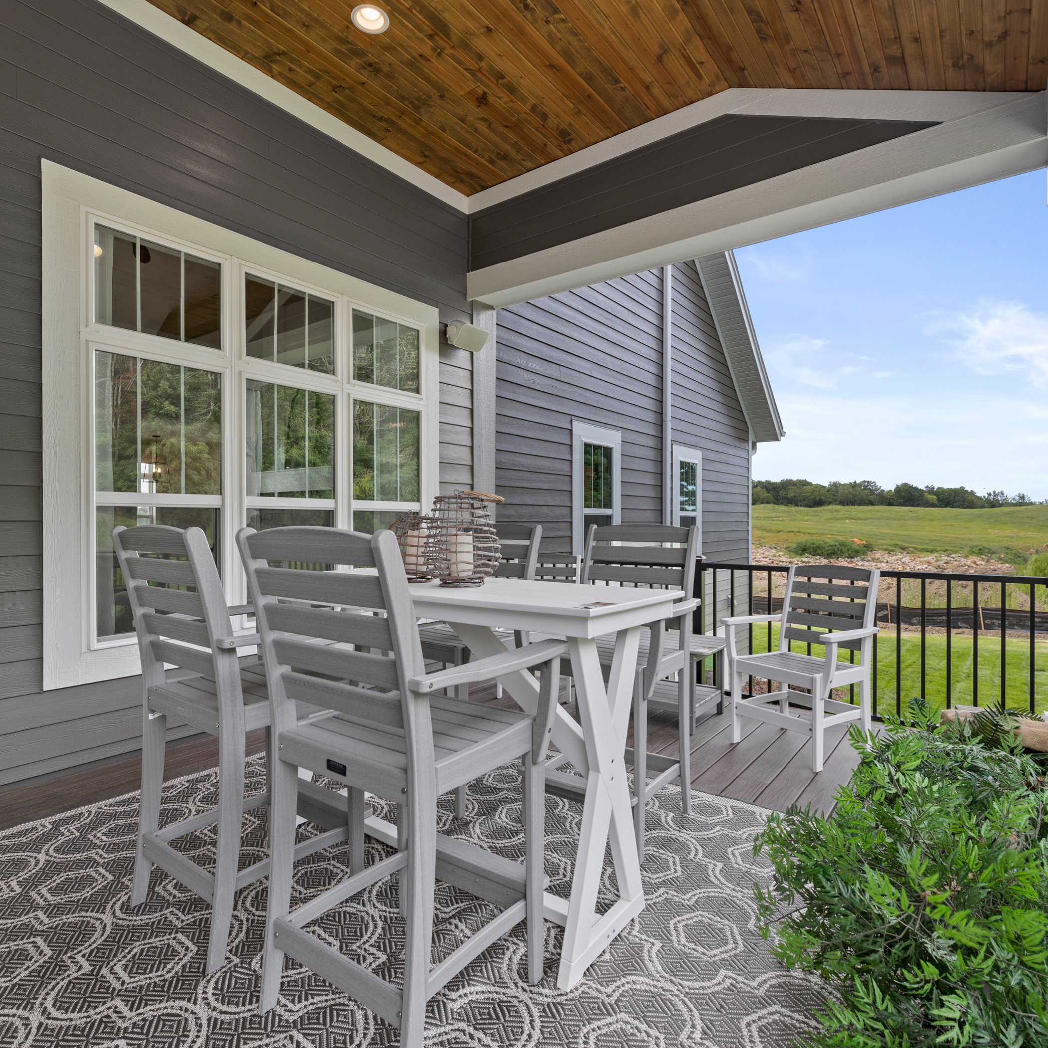 06.20 - Jenna Covered Porch_01.jpg