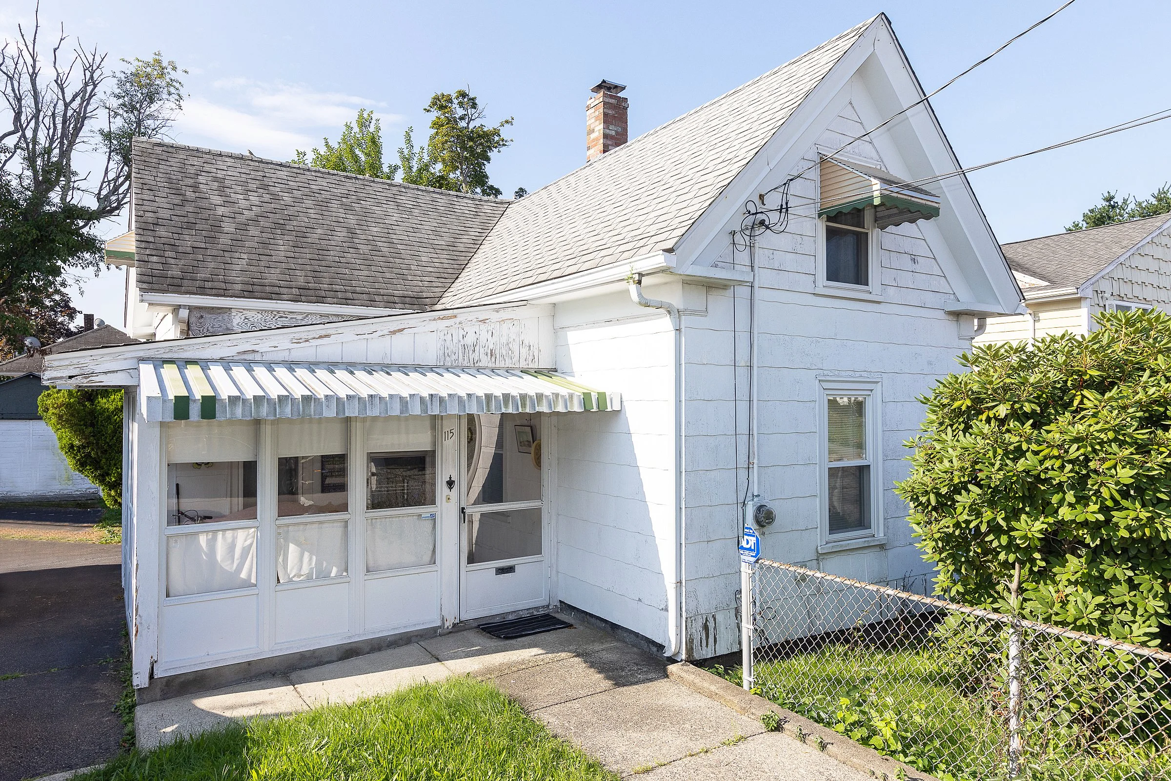 115 S. Walnut St