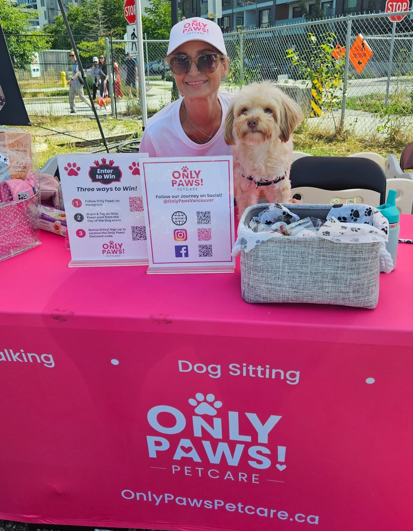 ✨🐾 ARE YOU READY?! 🐾✨

Only 5 MORE SLEEPS until @thedayofthedog &mdash; Vancouver&rsquo;s BIGGEST FREE dog event! 💥🙌🏼

📅 This Sunday, August 24
🕚 11am&ndash;4pm
📍 Yaletown &bull; Mainland

Bring your furry bestie for a PAW-some day out filled