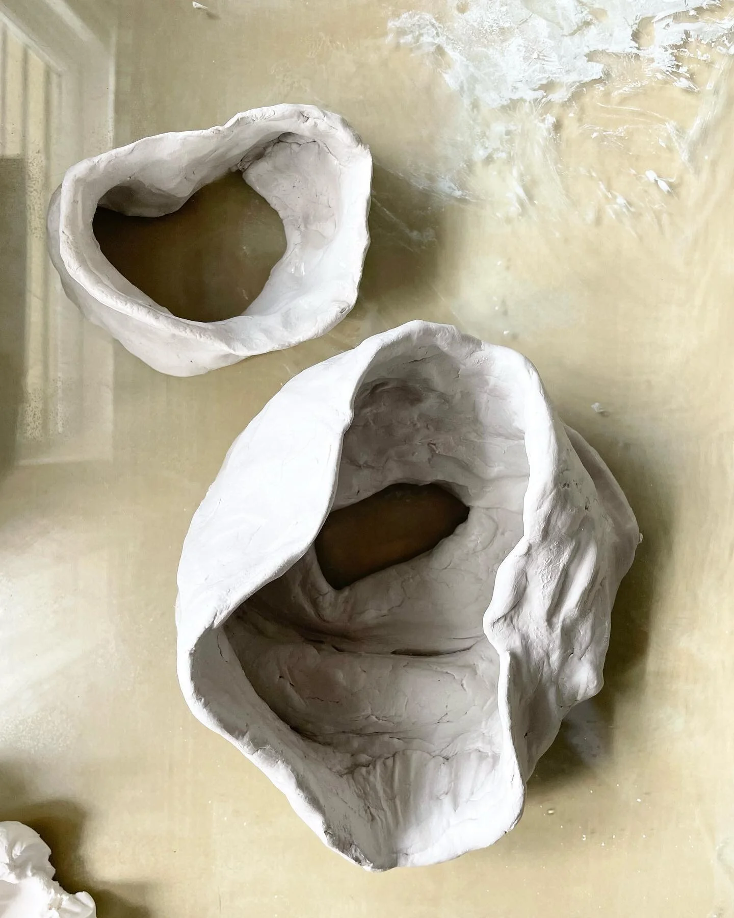 Clay forms and planning 
.
.
.
.
.
.
#free #clay #organic #art