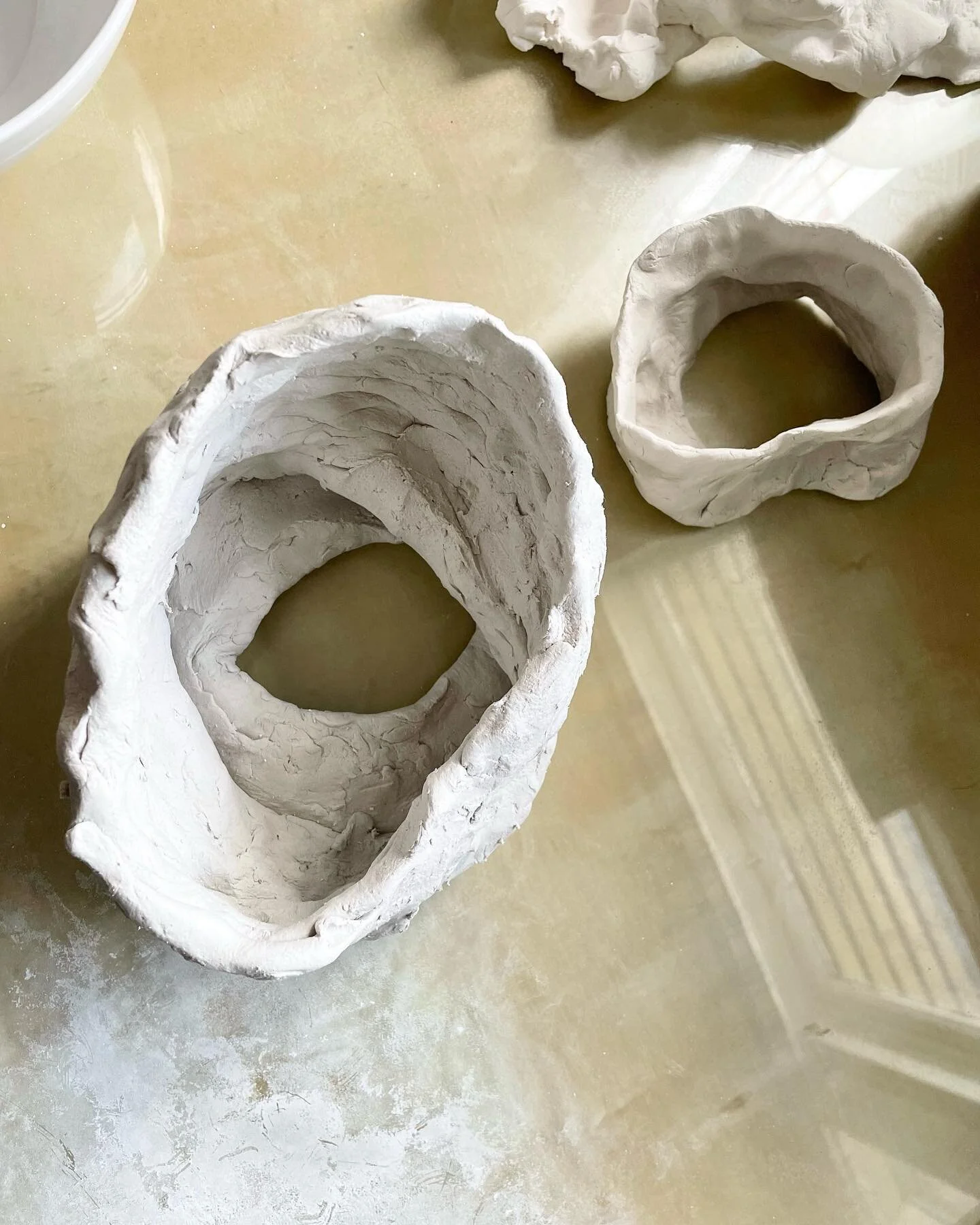 .
.
.
.
.
.
.
.
#clay #sculpture #handbuilding