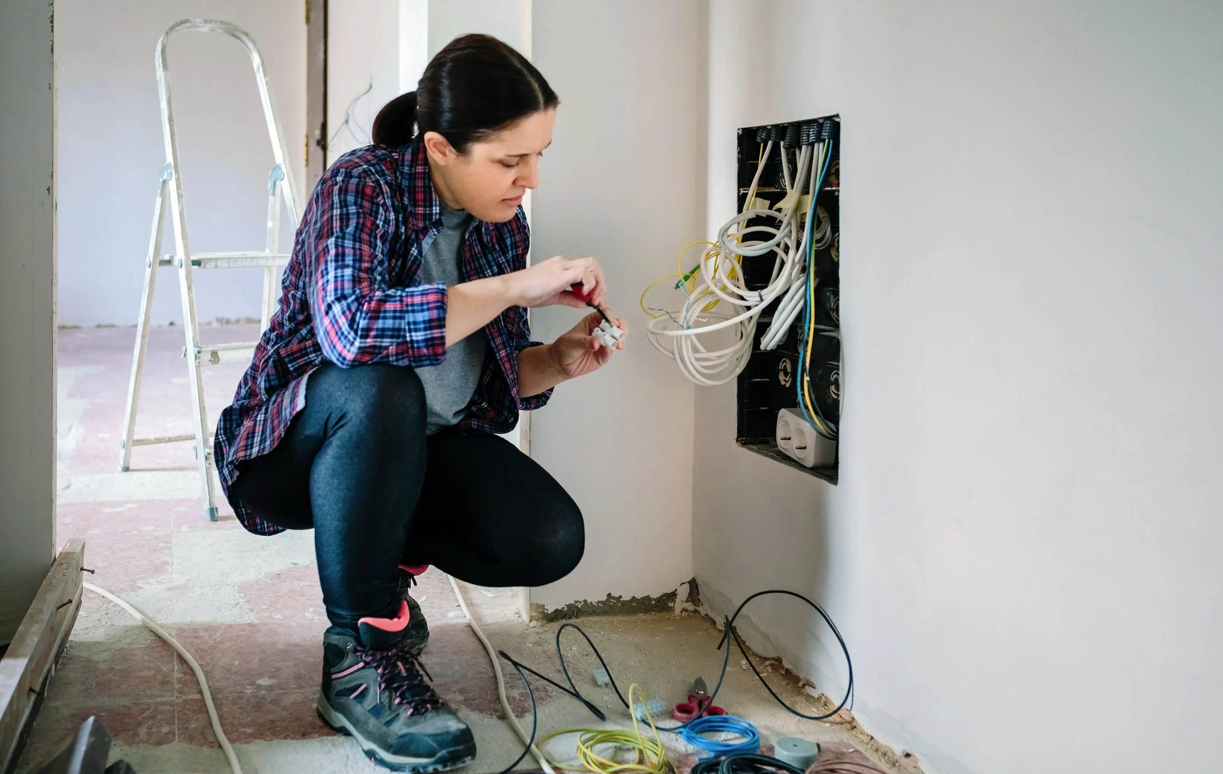 Women in the Electrical Trade: Why Adult Female Learners Are Essential to the Industry’s Future