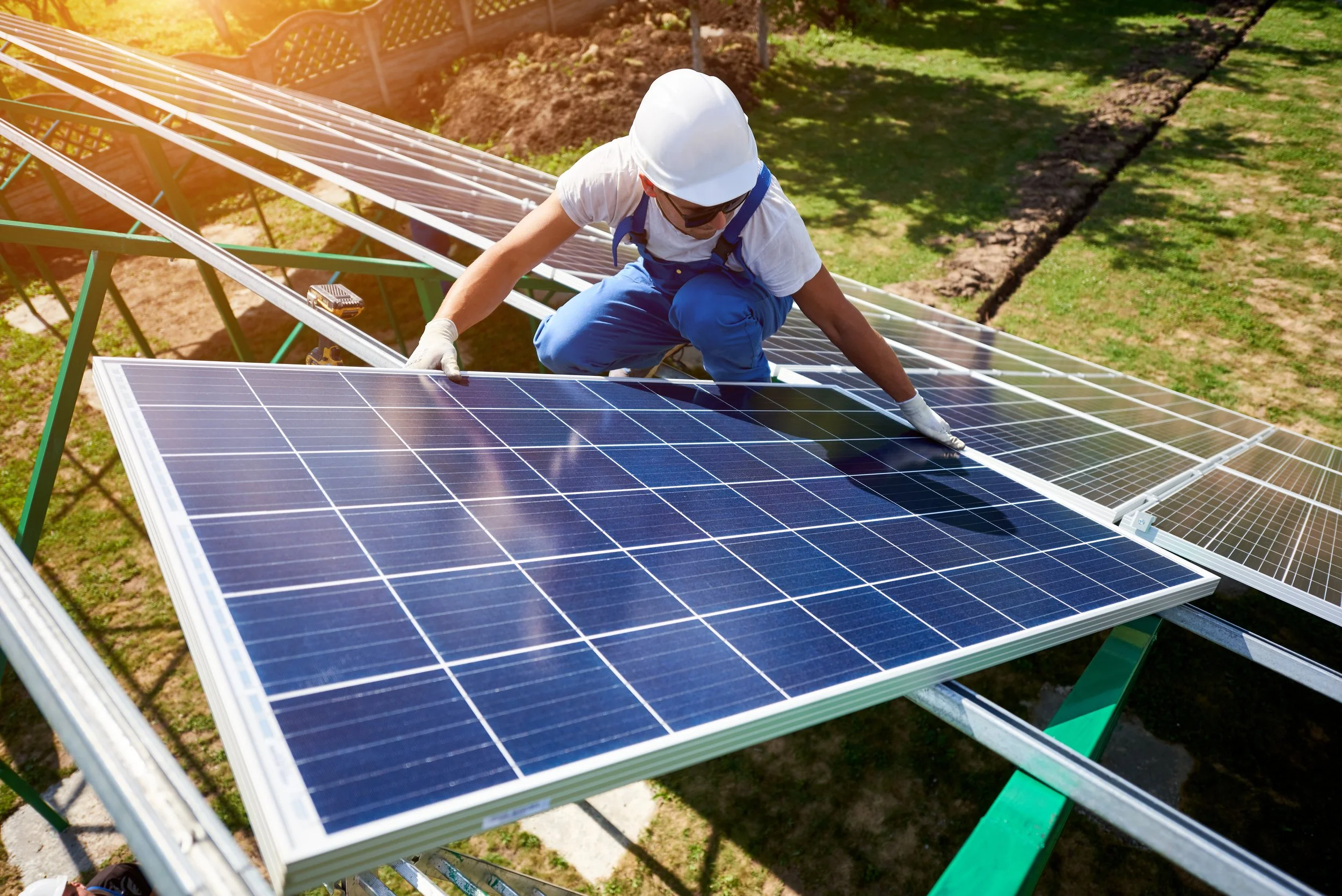 UK Green Economy Tops £100 Billion as Demand for Electrical Skills Continues to Grow