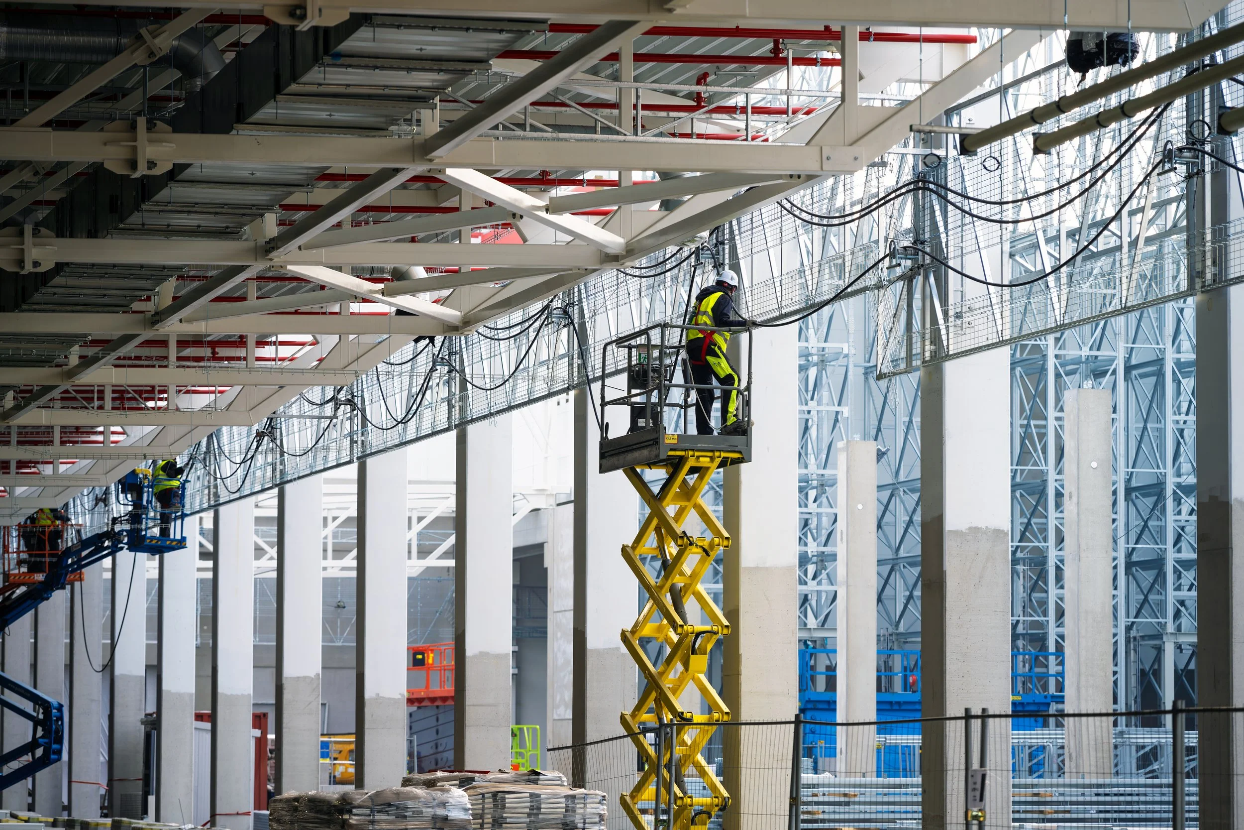 UK Construction Needs 206,000 More Workers by 2030 – What Could That Mean for Electrical Careers?