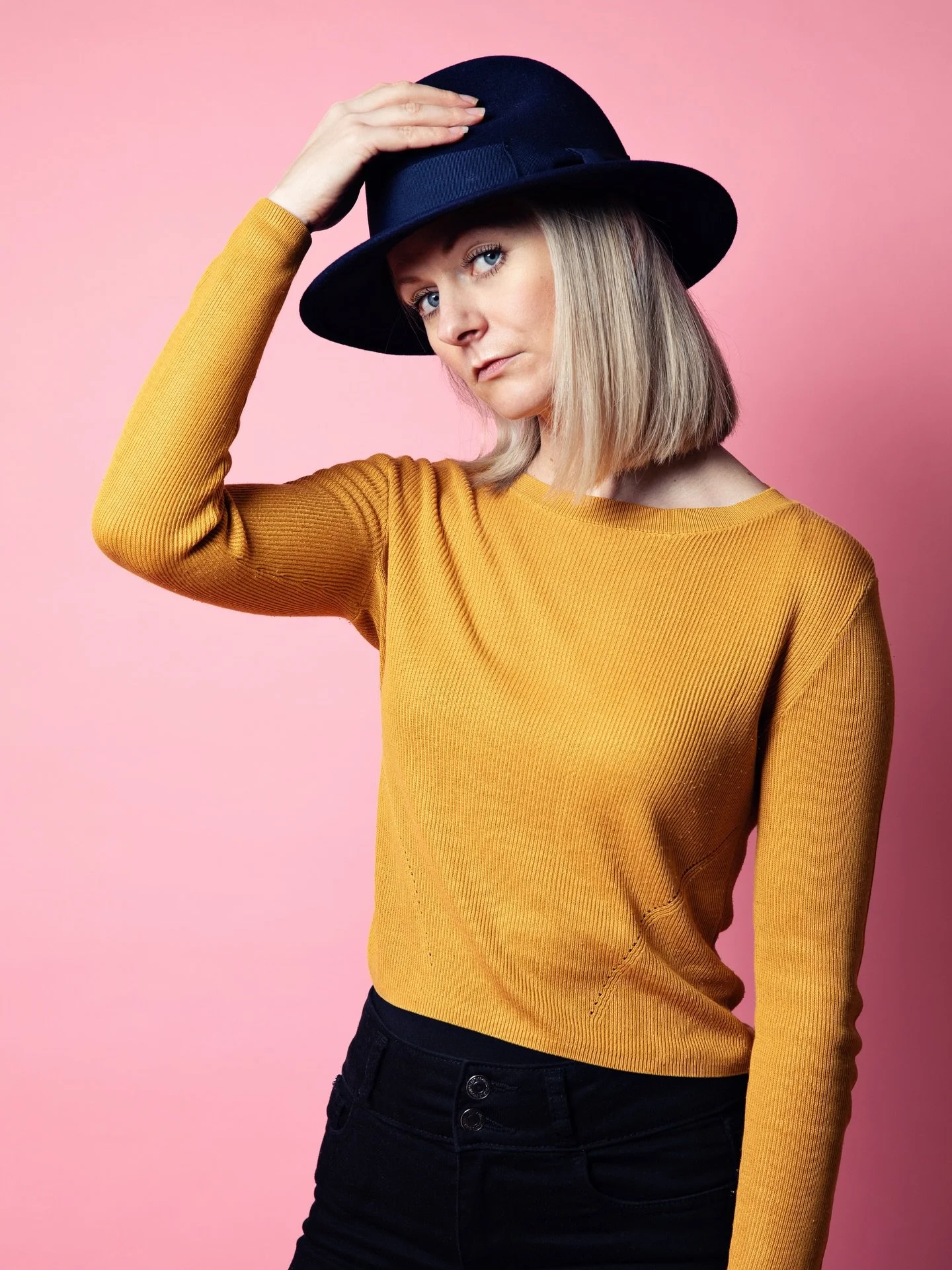 What you thinking about? Maybe my upcoming WIP shows? Where are they you ask? @brightonfringe 8th May and @beamhertford 15th May 🙌

Link in bio! Decisions Decisions&hellip; anyone else struggle to decide? I used to be indecisive but now I&rsquo;m no