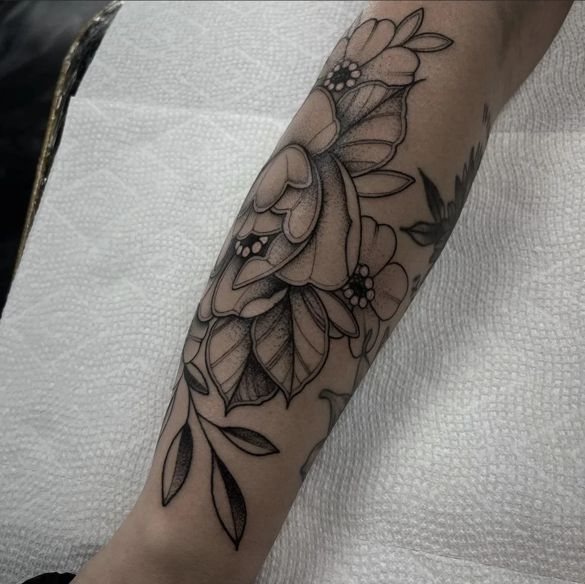 Columbus Ohio Mandala Dotwork Geometric Tattoo Artist Jordan Hunt Gahanna Tattoo Image129.jpeg.webp