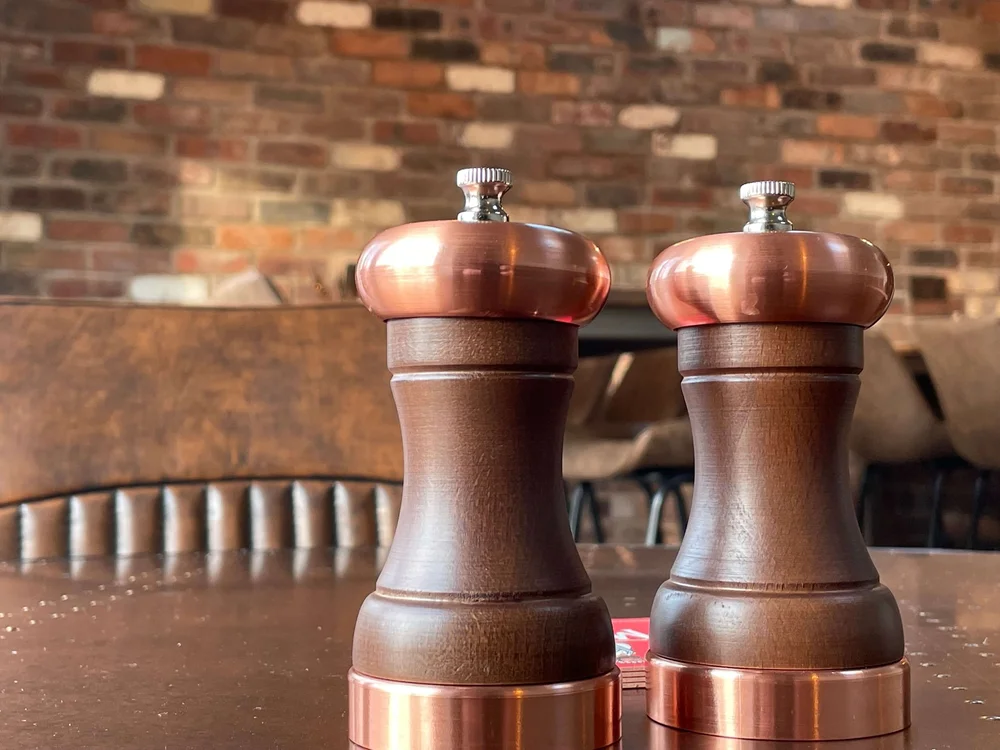 Brothers Bar & Grill interior design