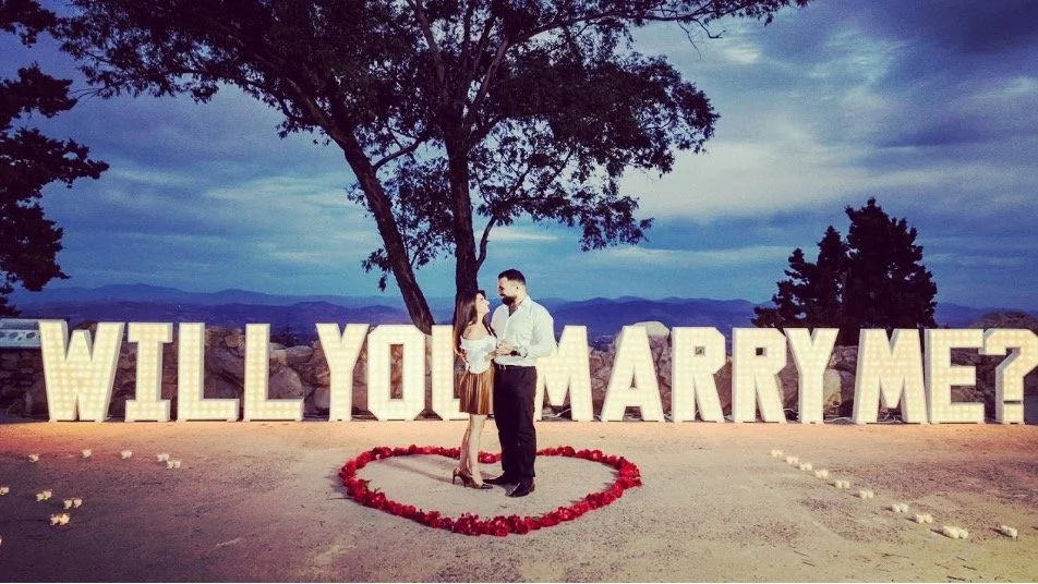 Proposals_Love Light Letters-5.jpg