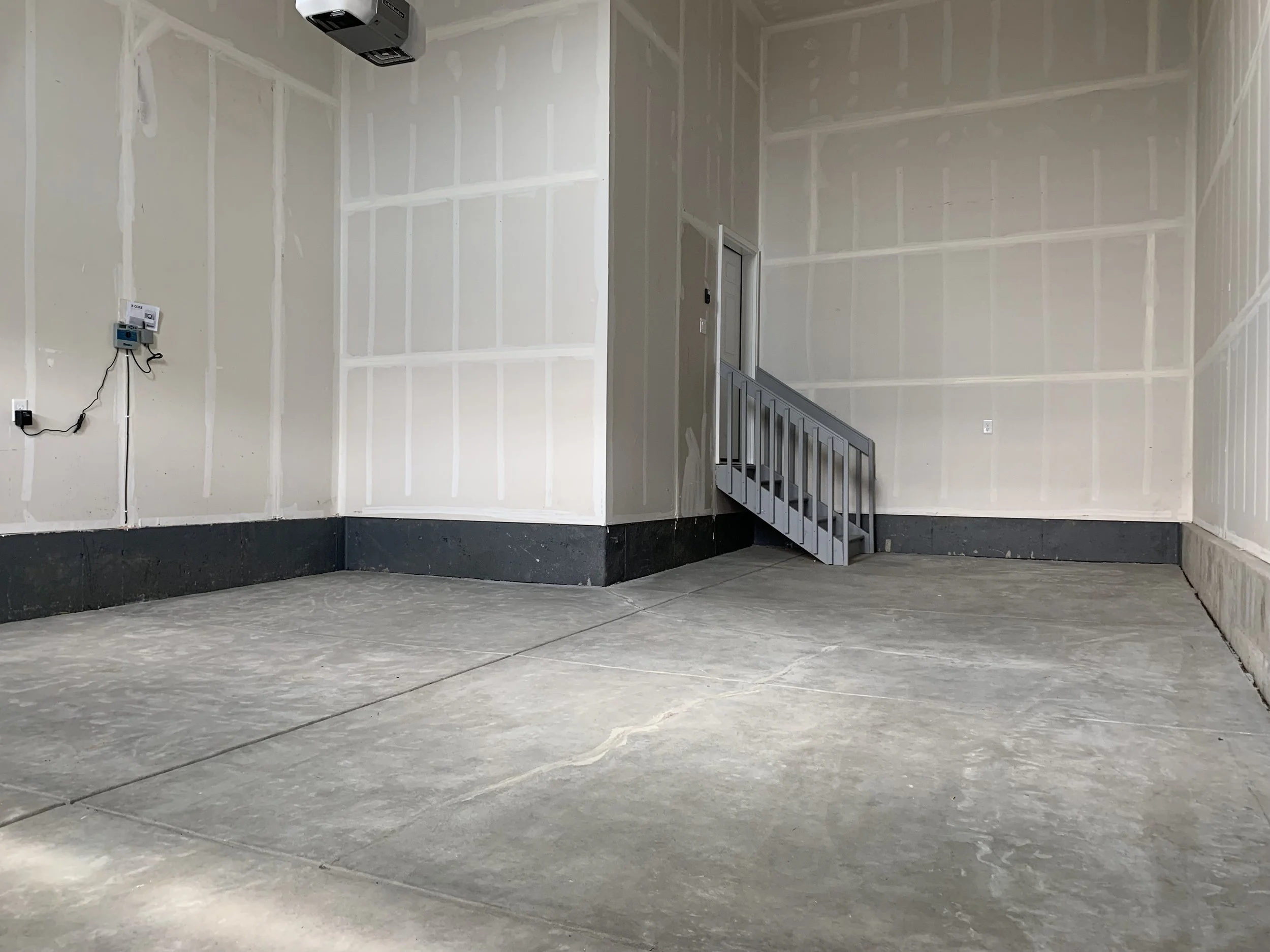 garage.jpg