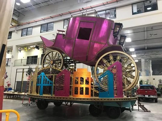 Coat Float Stagecoach.jpg