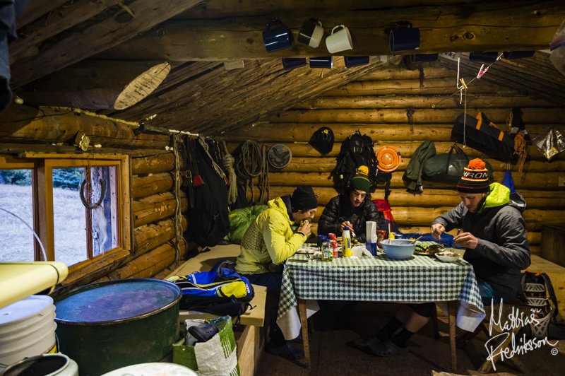 PC Mattias Fredriksson-dinner at Bear Paw Camp(2).jpg