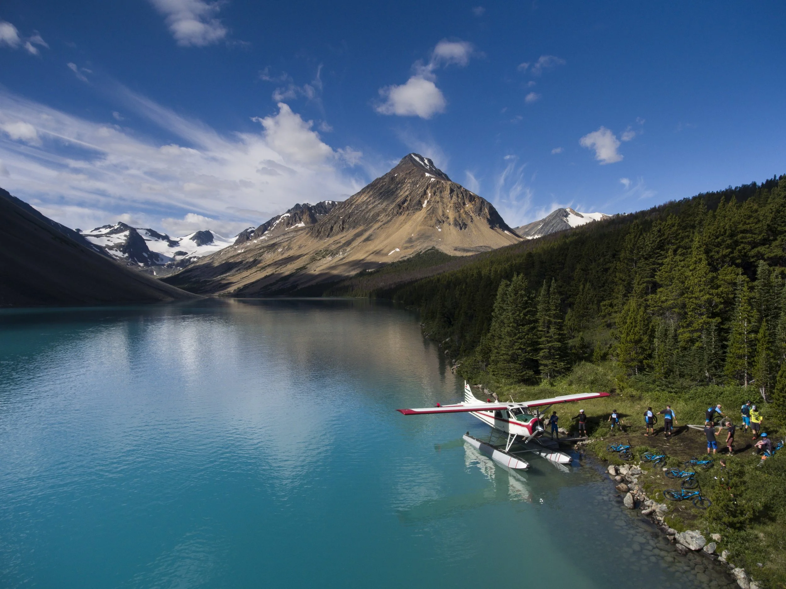 PC Sterling Lorence-plane on Lorna Lake(1).JPG