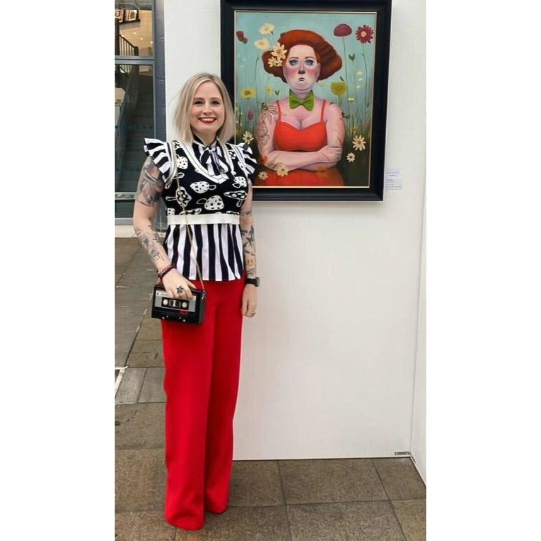 I only went and got bloody Highly Commended Runner Up at @highland.art.prize! I'm honestly speechless. 

Everyone was so nice about Bessie and said she has made such an impact on the people who have seen her. 😭😭 The judge said she couldn't stop thi