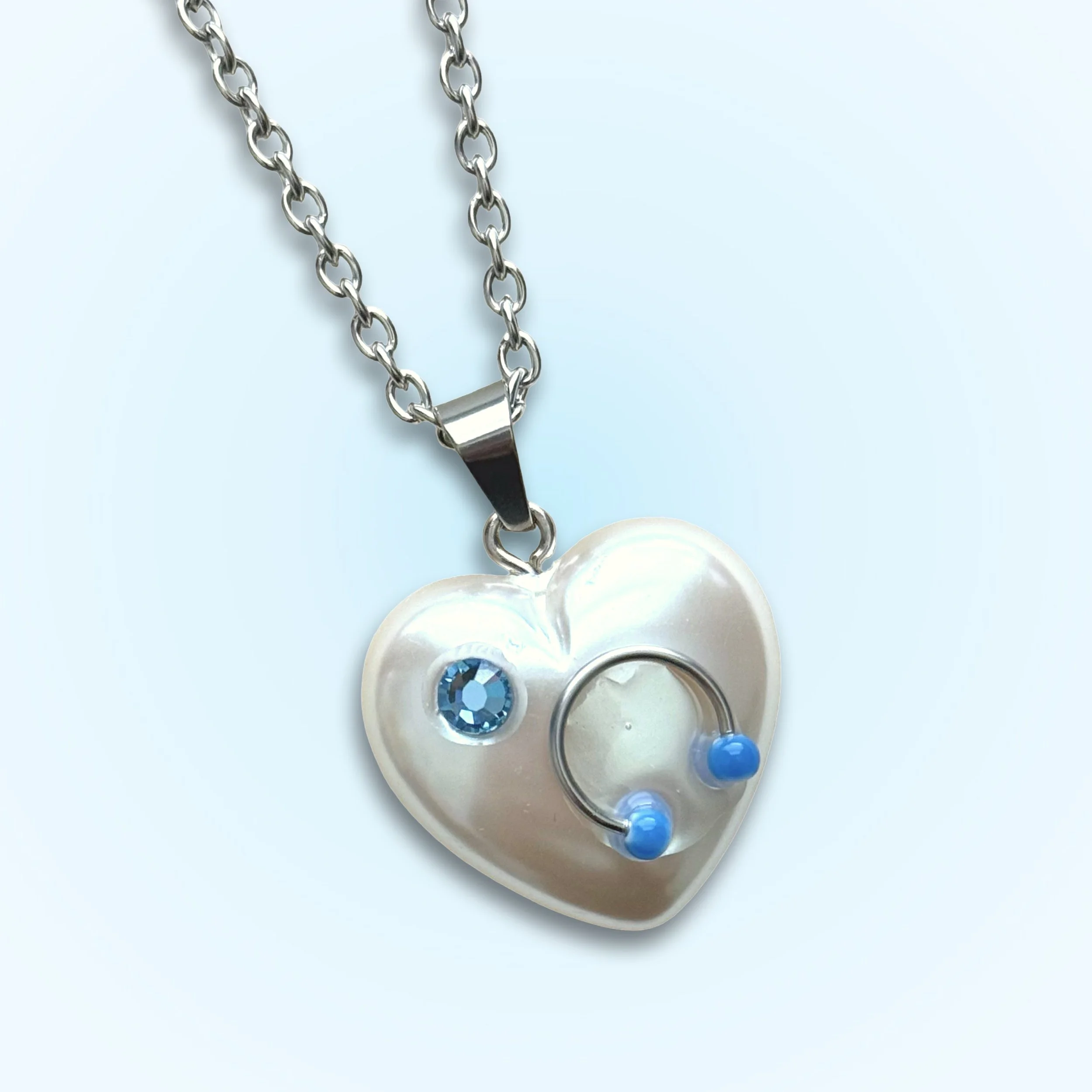 h3art necklace (blue)