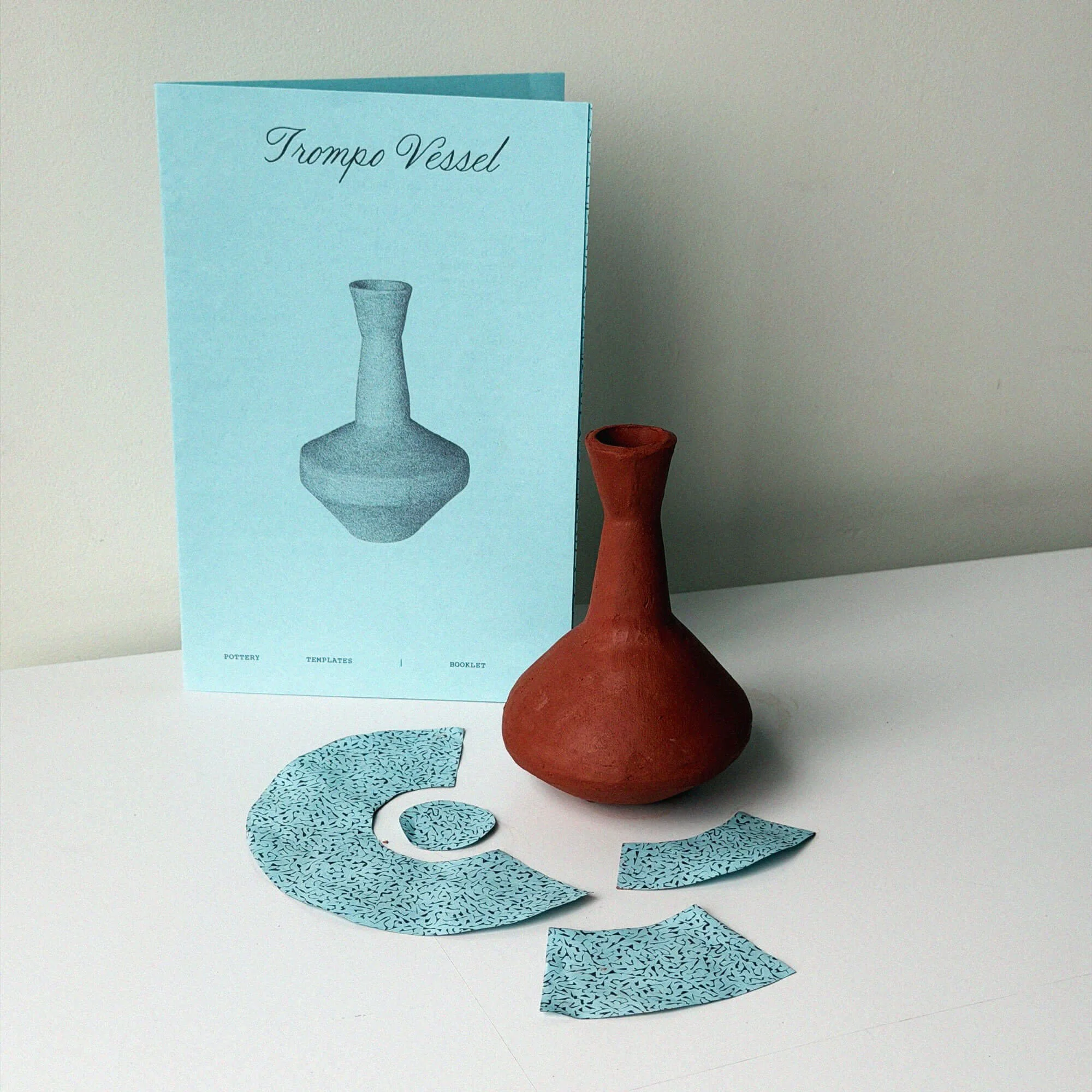 Trompo Bud Vase — Booklet Nº4 (Physical + Digital)