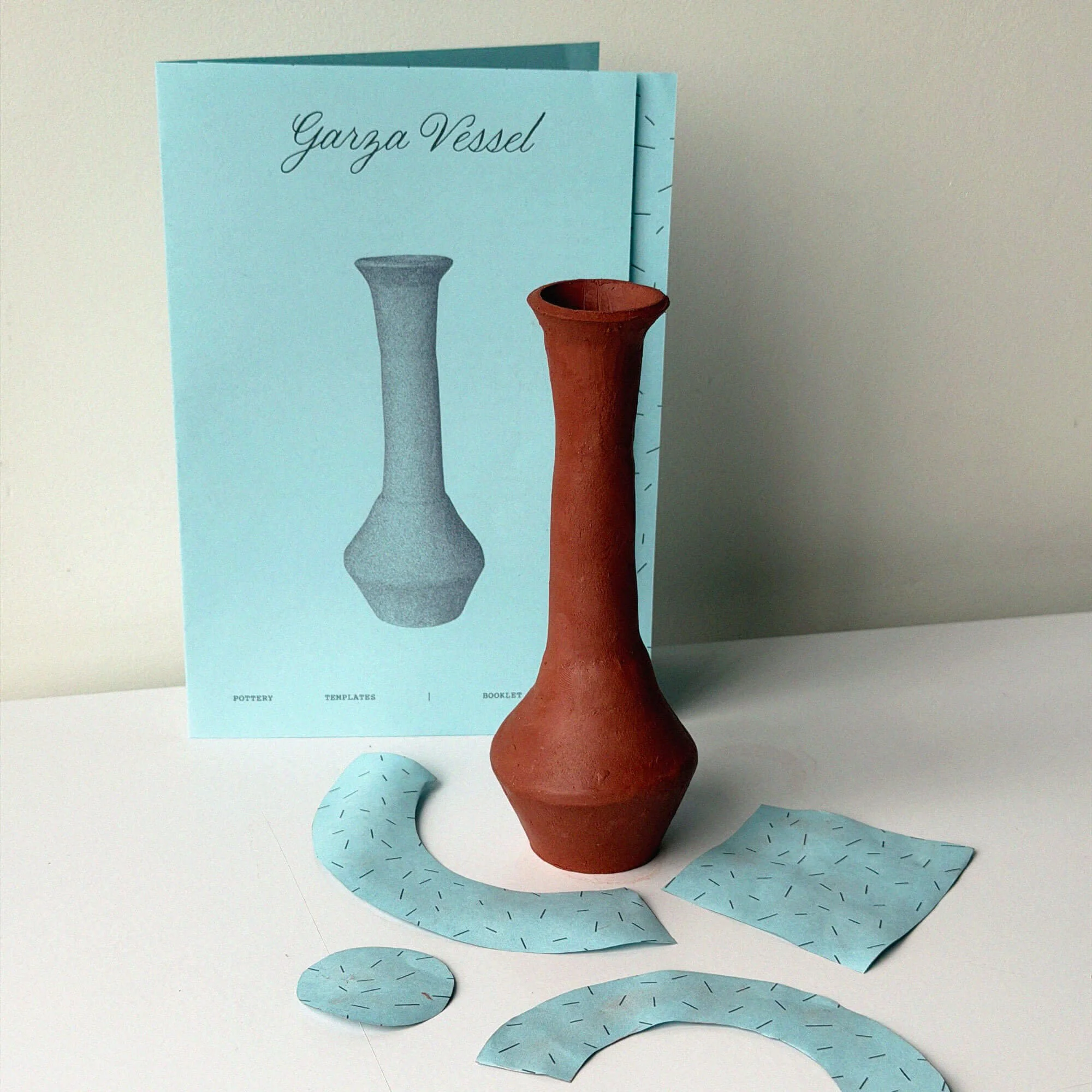 Garza Bud Vase — Booklet Nº4 (Physical + Digital)