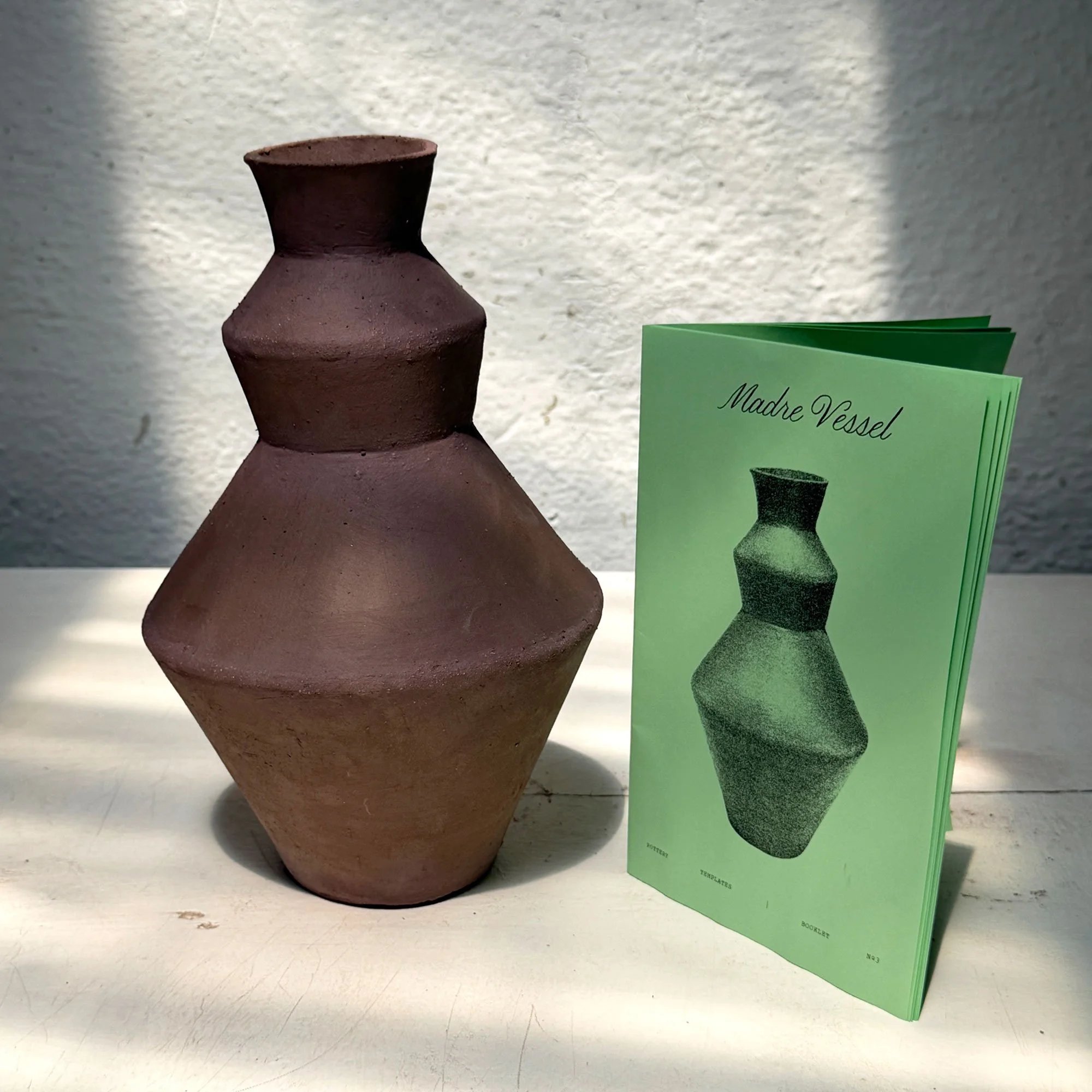 Madre Vase Pottery Template