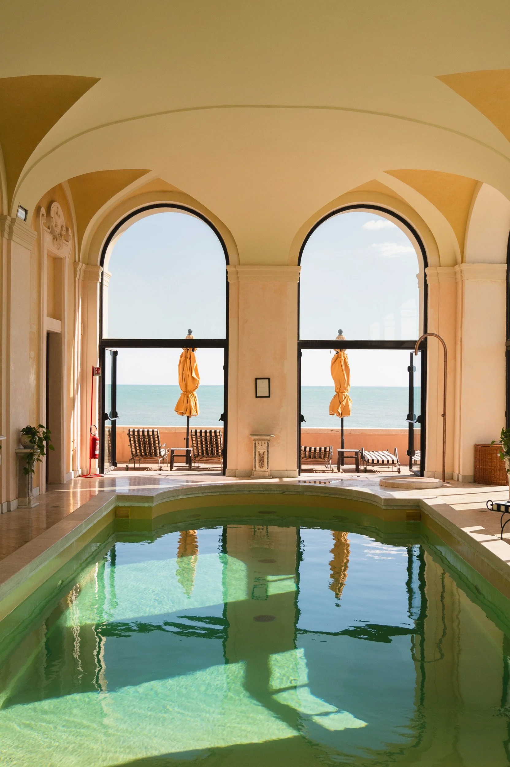 LA POSTA VECCHIA HOTEL