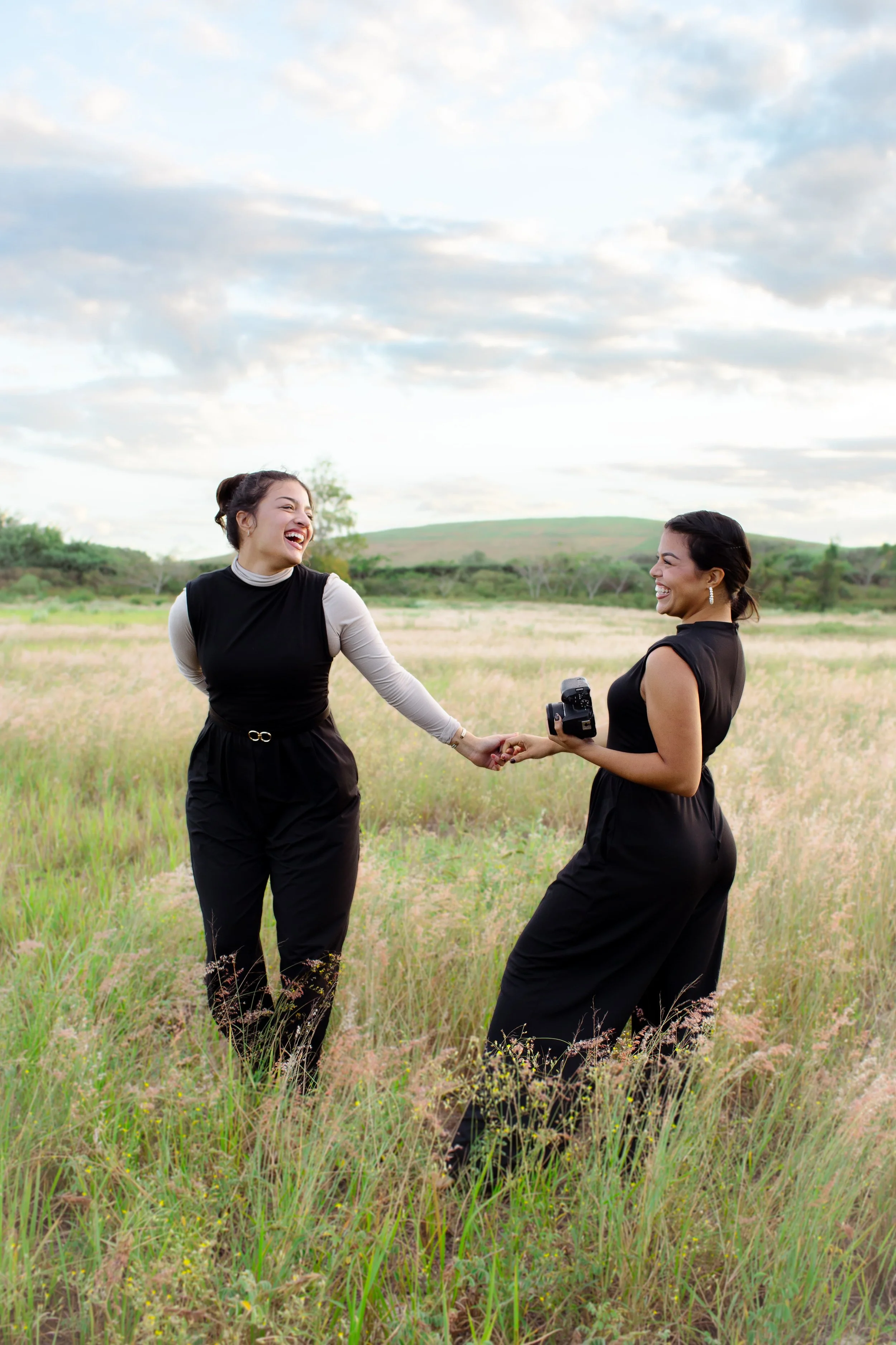 sister photographers, offering lux