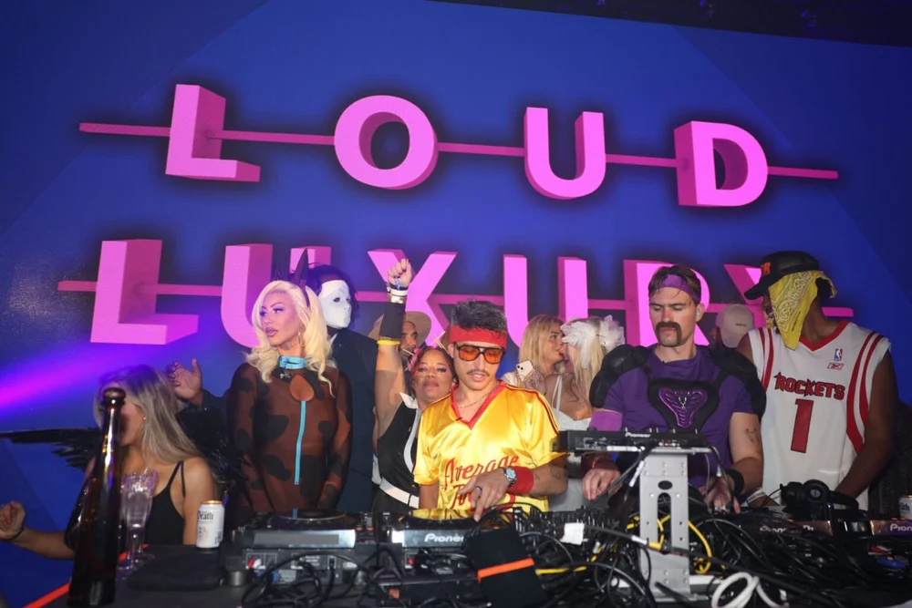 Unruly Halloween party moment