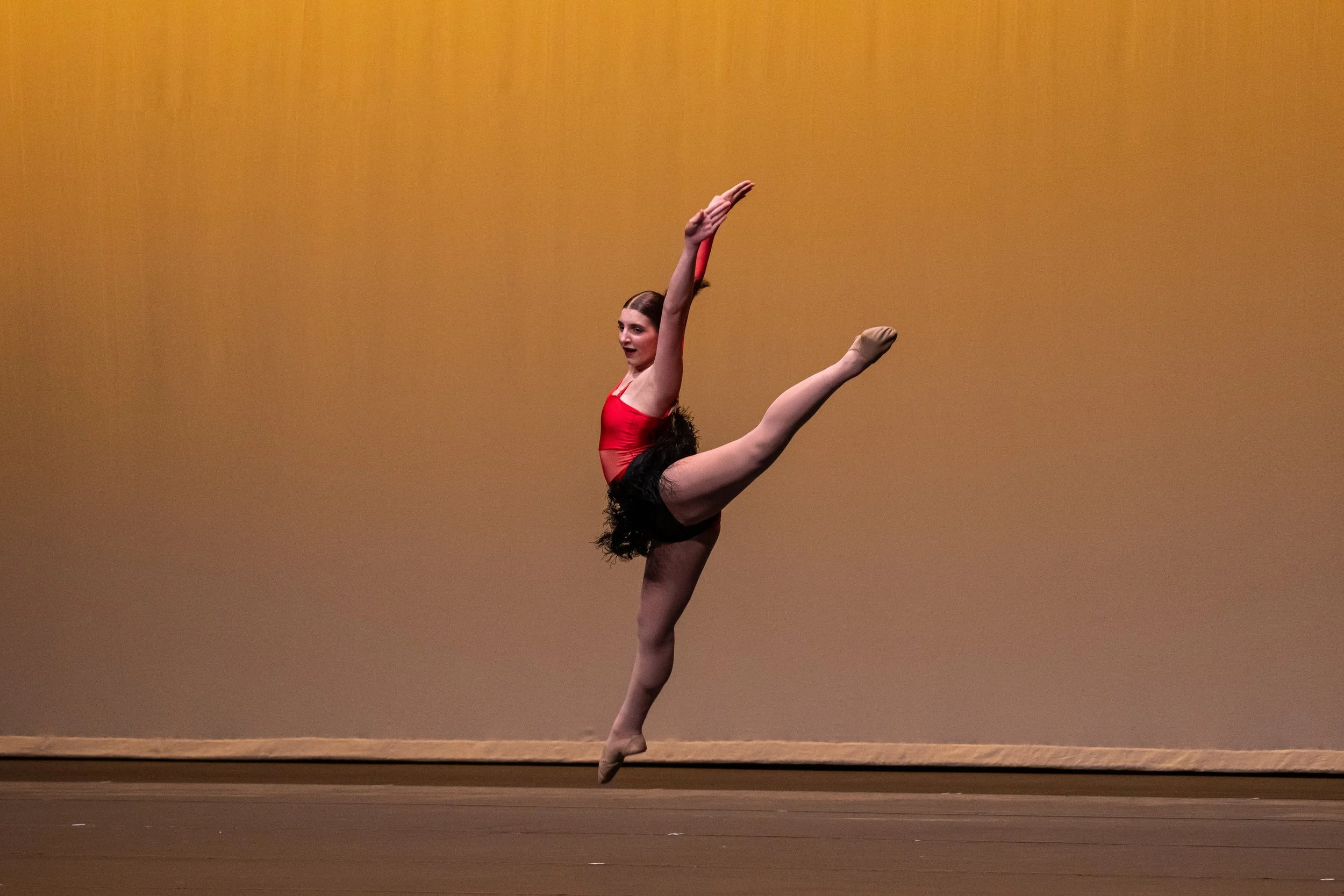 Ellie SBT photo solo - Kristen Bass.jpg