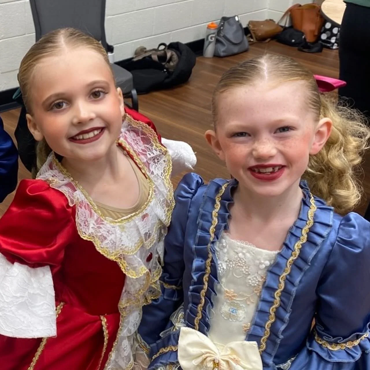 ✨ Make friends. Wear amazing costumes. Be part of the magic.
Nutcracker auditions are coming up on Saturday, August 23 at the FoCAL Center—and we want YOU to join the fun!
Our Community Cast is open to dancers in 1st grade and up, plus adult