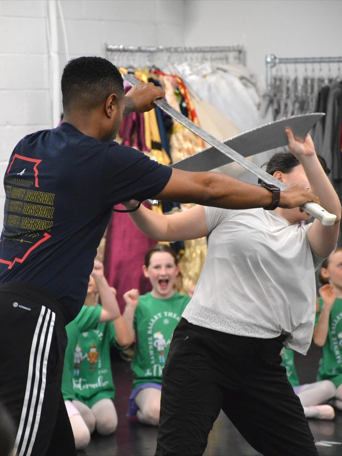 Nutcracker rehearsals are in full swing, and the excitement is building! From cheering on our fierce Rat King to creating a little behind-the-scenes magic with our puppet show, our dancers are working hard and having so much fun along the way.
We ca