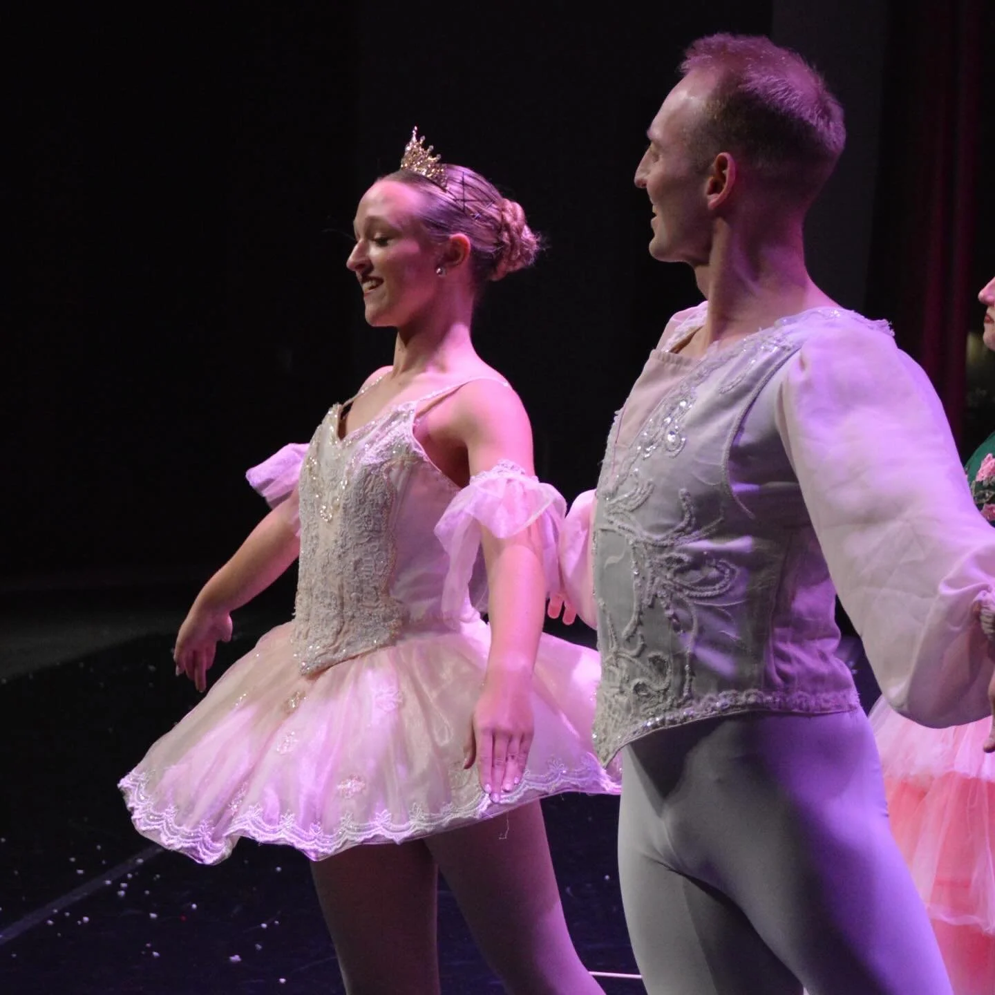 ✨ Senior Spotlight: Allison Tinsley ✨

For a decade, Allison has been a bright and consistent presence on the Sawnee Ballet Theatre stage. Her journey through The Nutcracker is a beautiful reflection of her work ethic, artistry, and love for performi