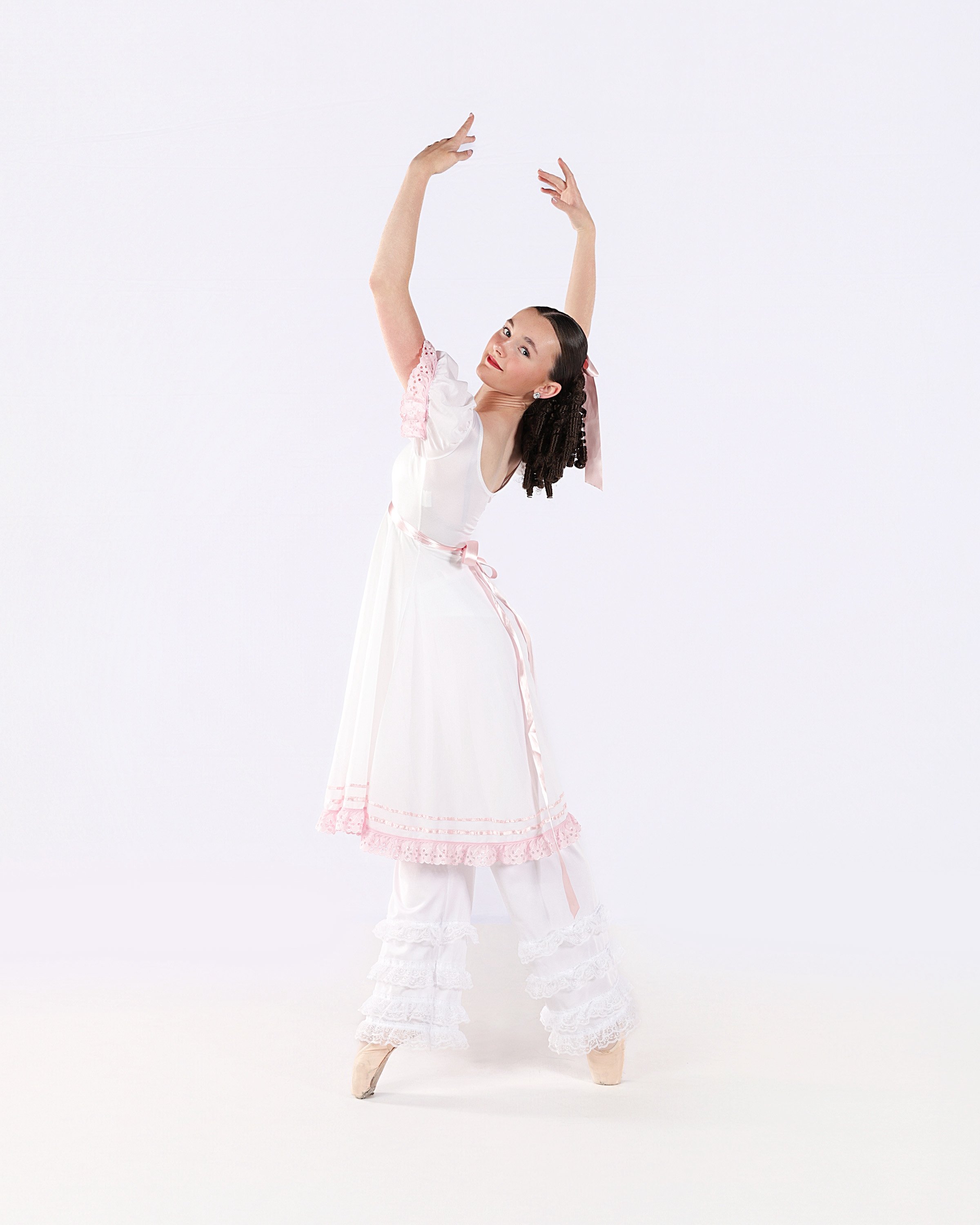 McKaylie_Clara Nightgown_Nutcracker studio pic2025 - Kristen F.jpeg
