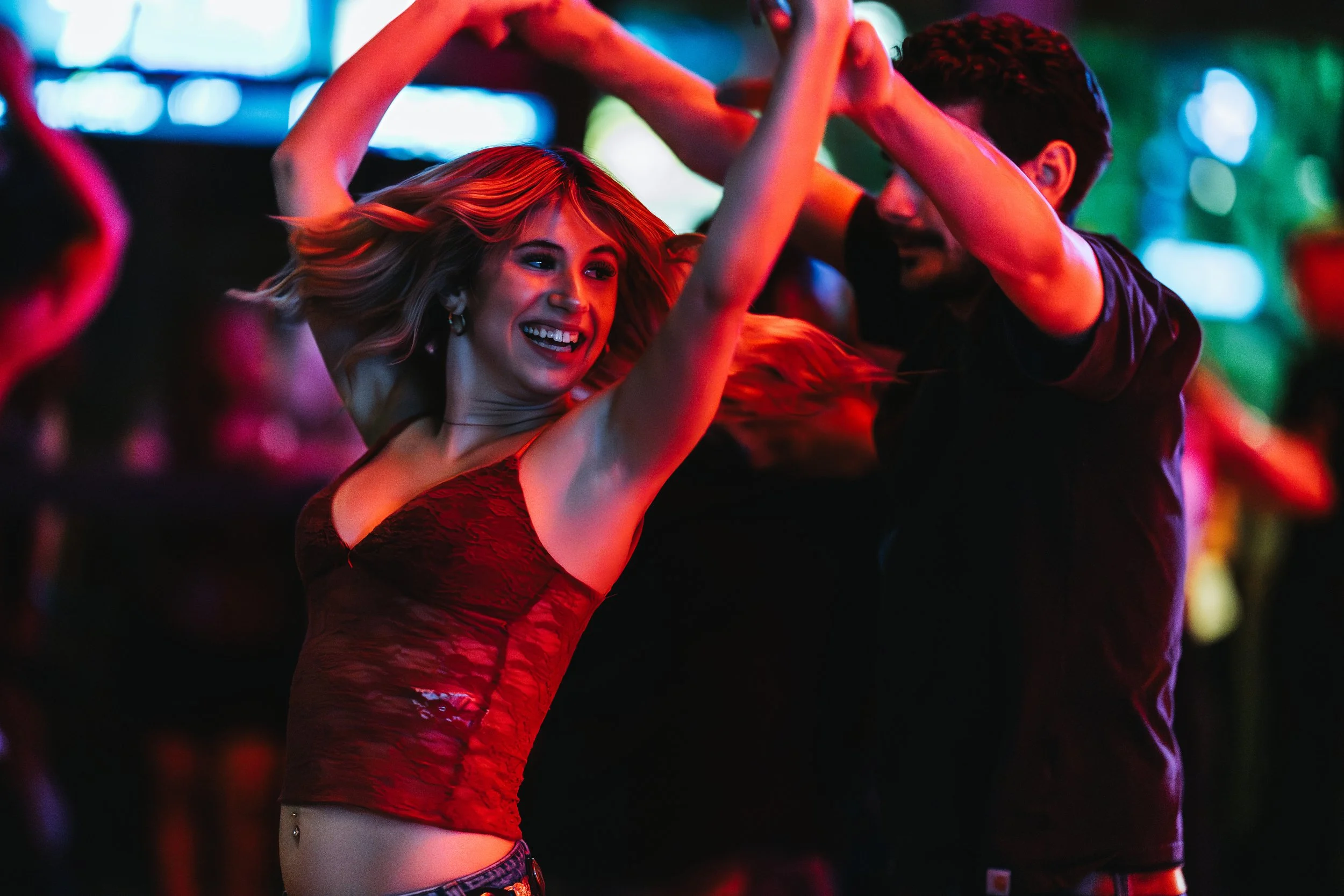 2_DANCERS_2.jpg