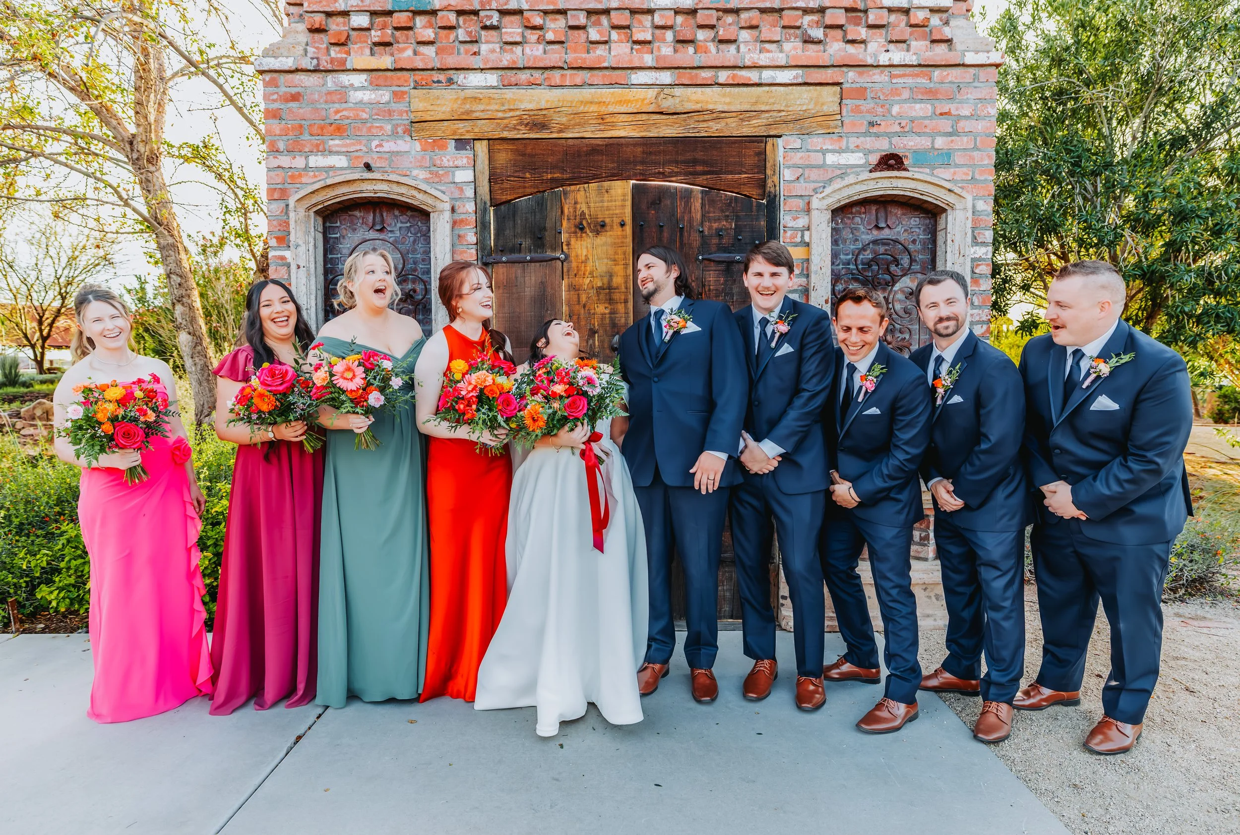 8_GROUP PHOTOS_OUTSIDE-07.jpg